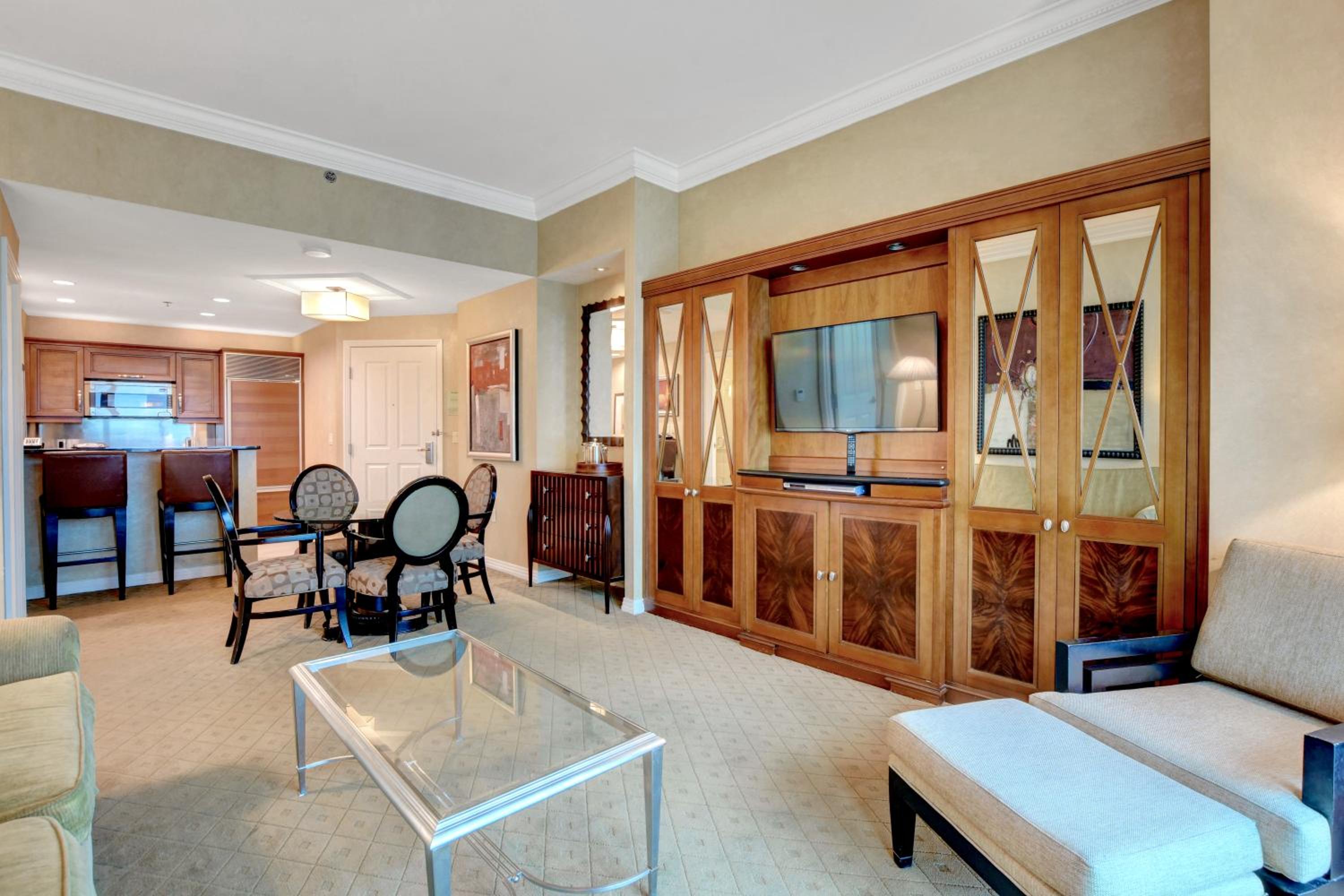 Signature MGM 1 Bedroom Penthouse Suite