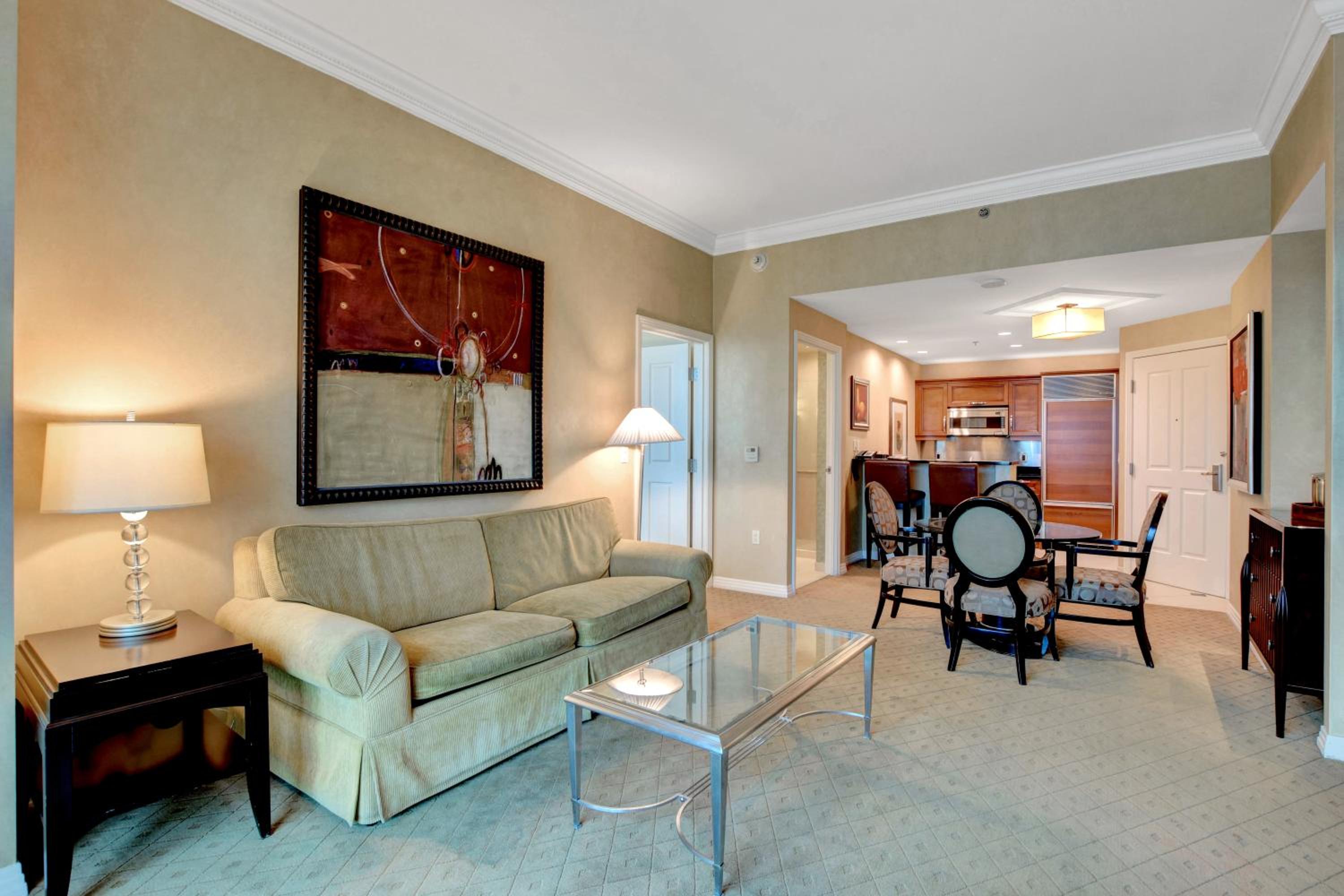 Signature MGM 1 Bedroom Penthouse Suite