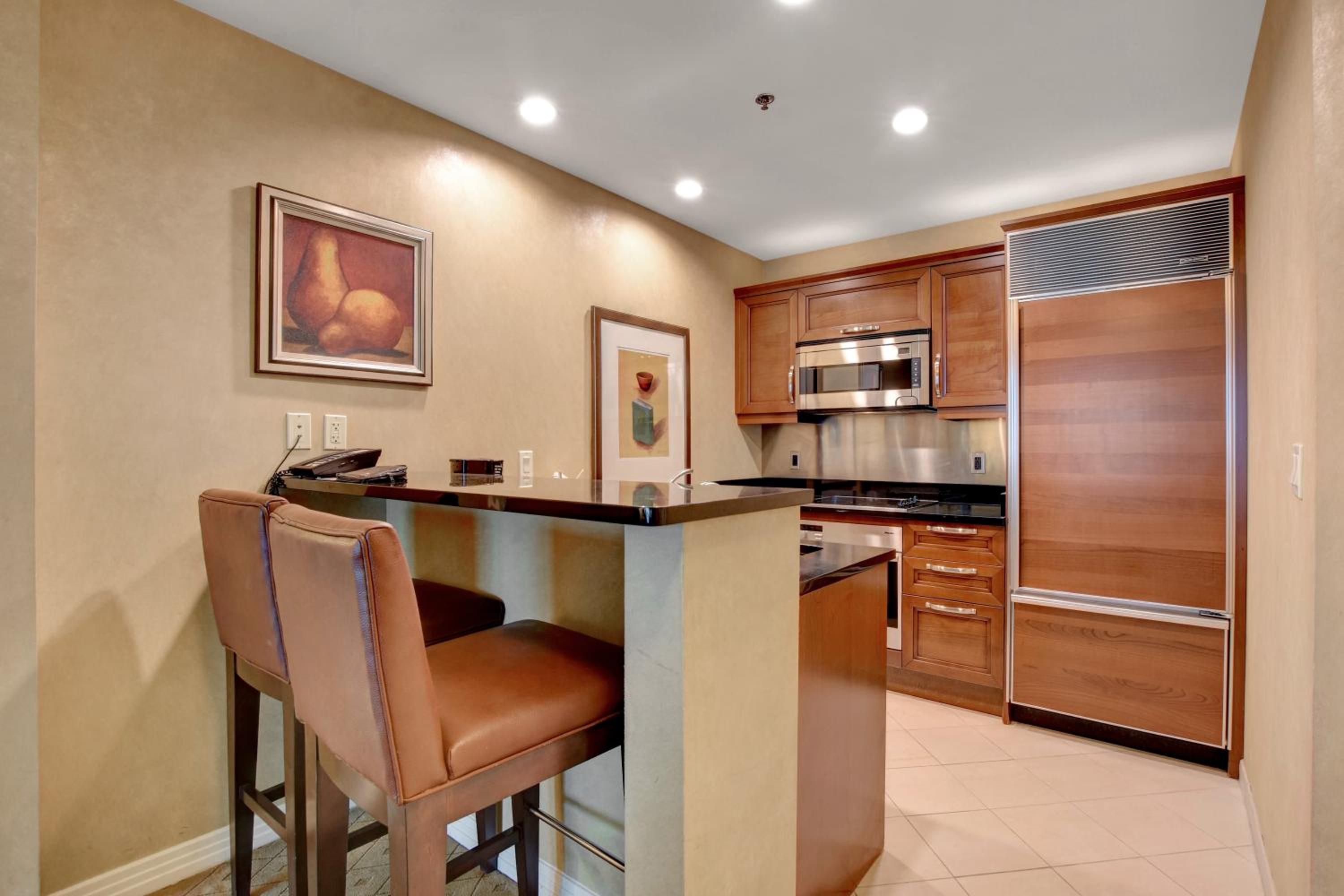 Signature MGM 1 Bedroom Penthouse Suite