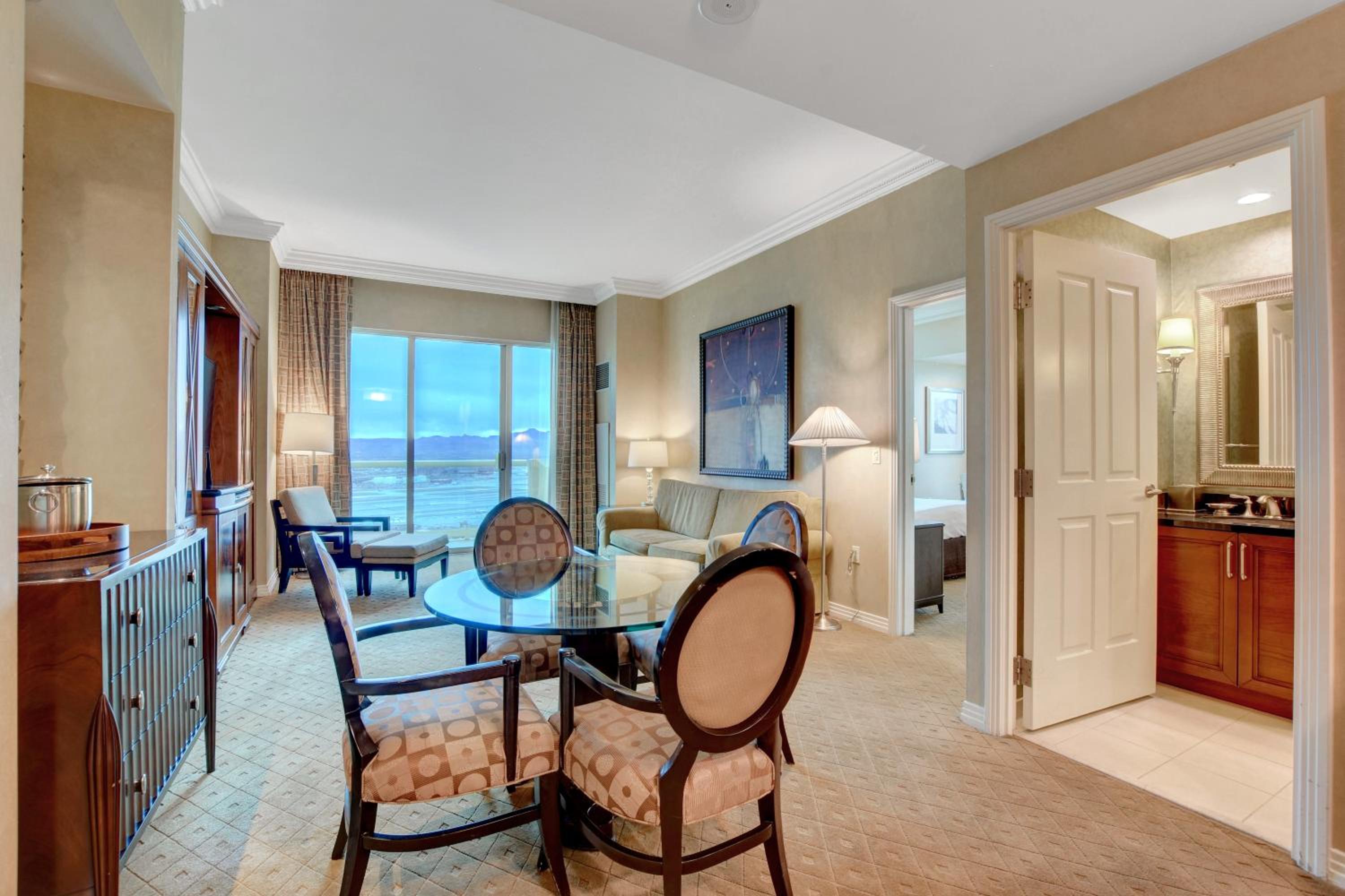 Signature MGM 1 Bedroom Penthouse Suite
