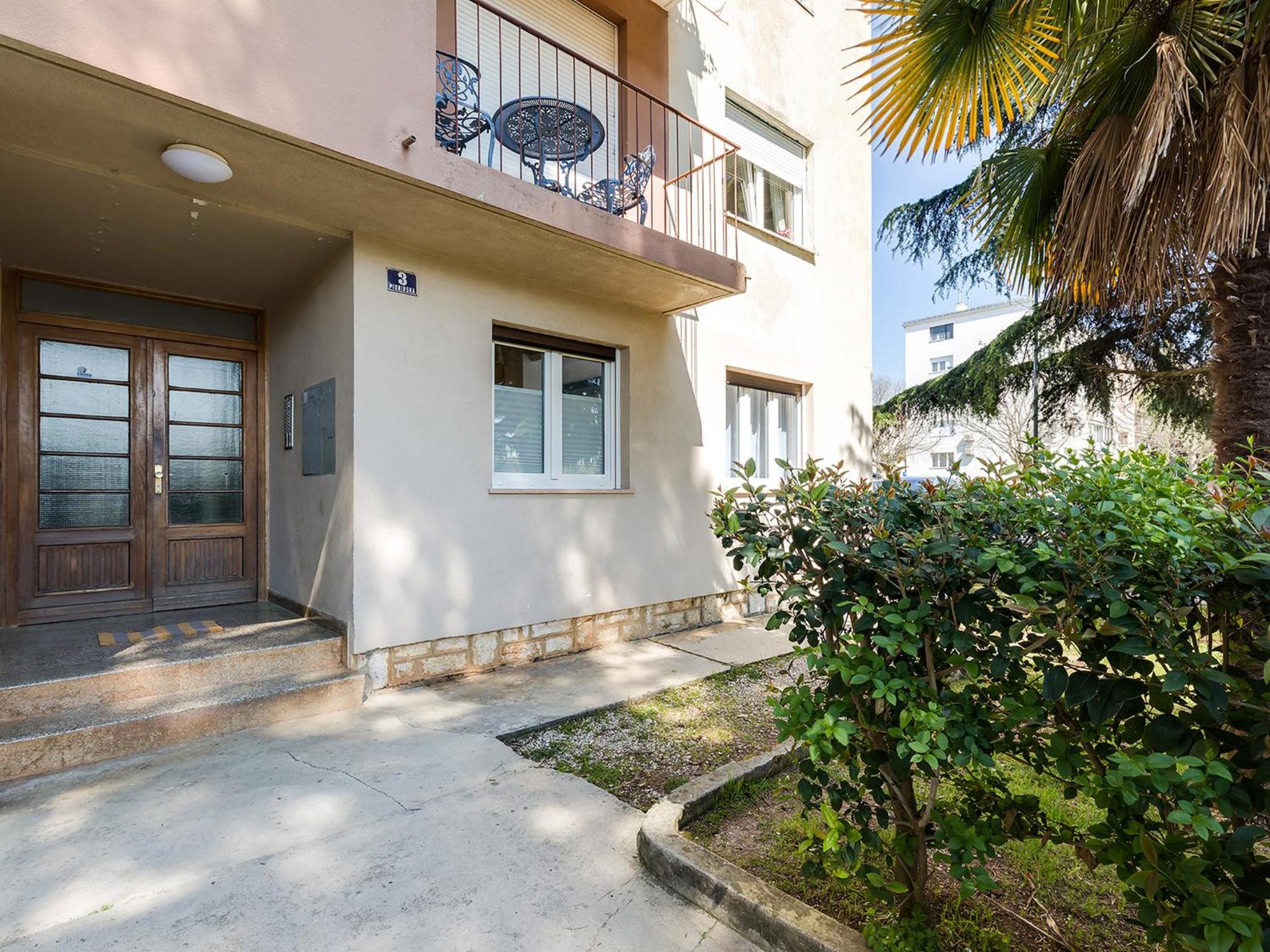Hotel Porec TWINS Apartment - Image 1