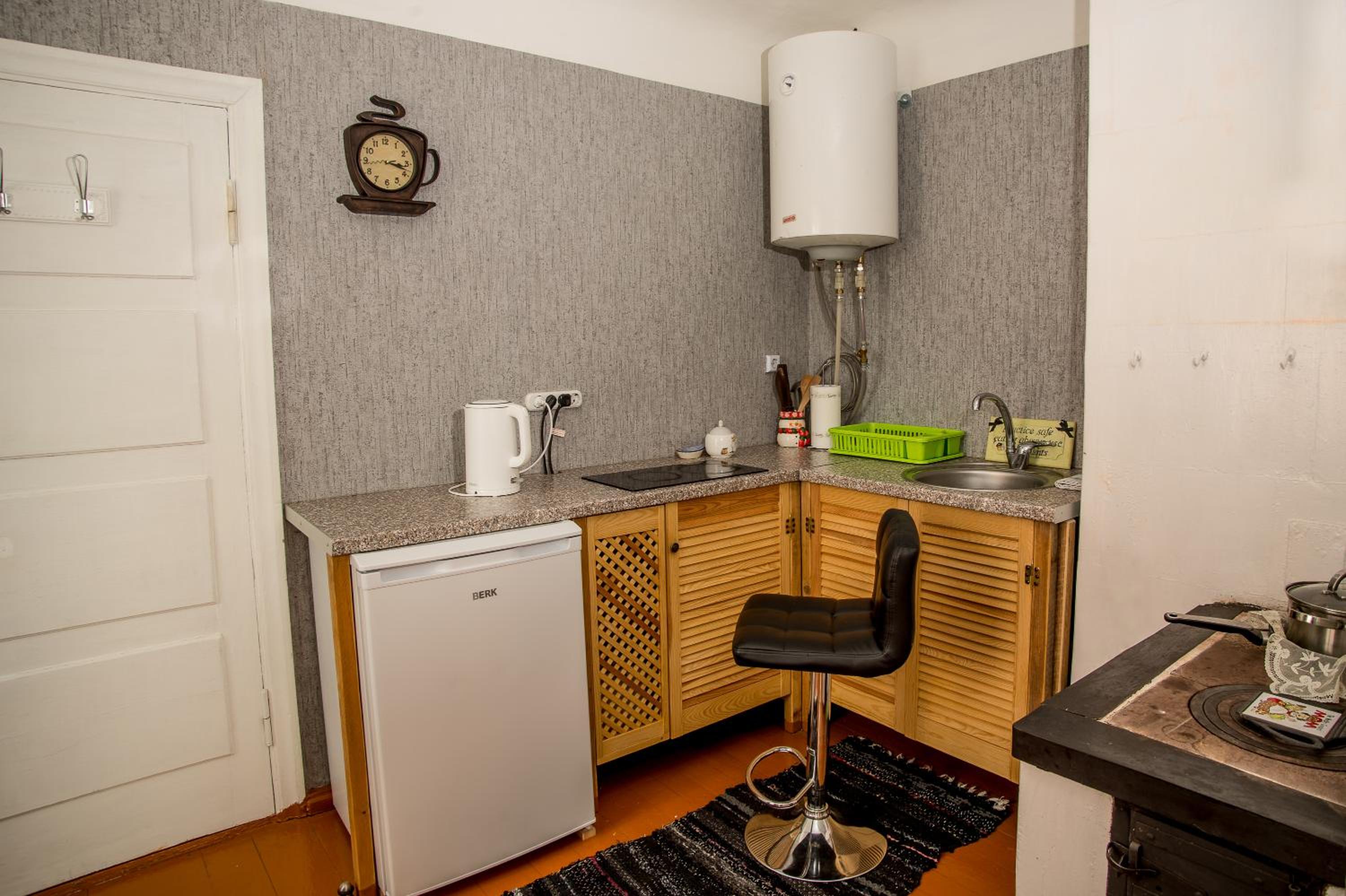 Timemachine Apartment view 4
