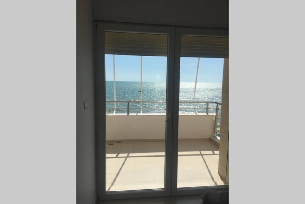 Modern Sea View Apartment For a Perfect Holiday