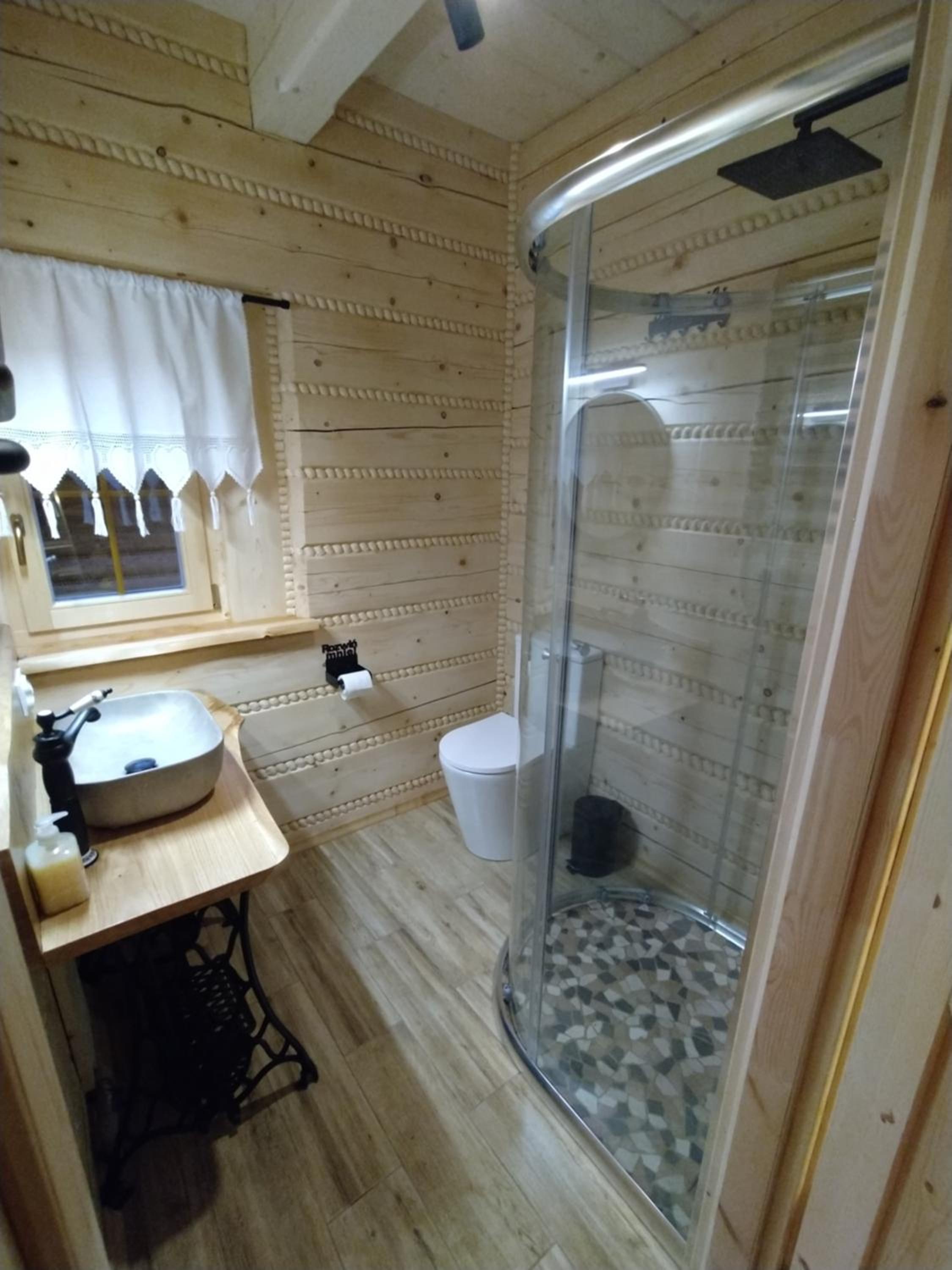 Photo 47