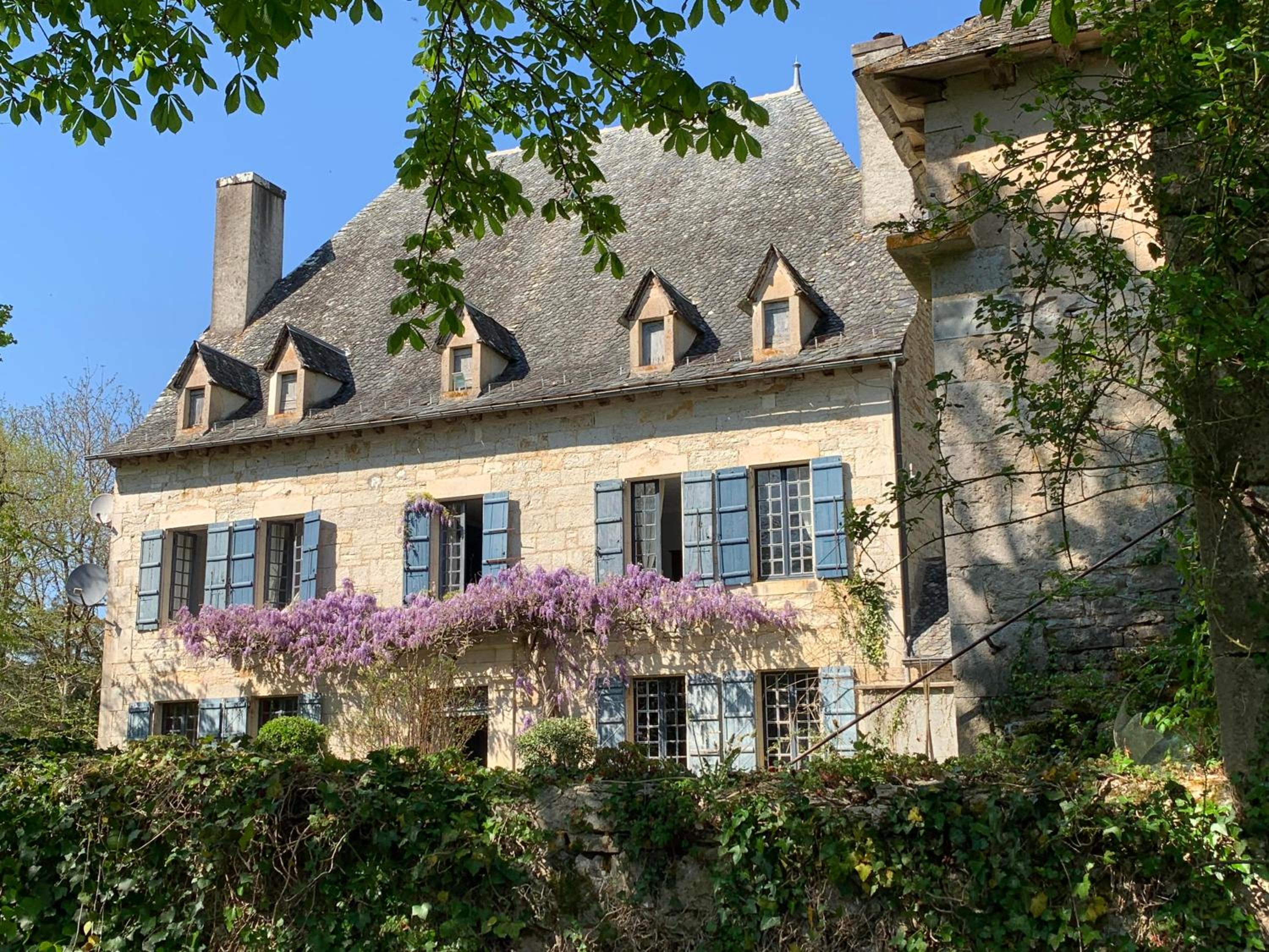 Chateau Mas de Pradie B&B Fountain view room view 3