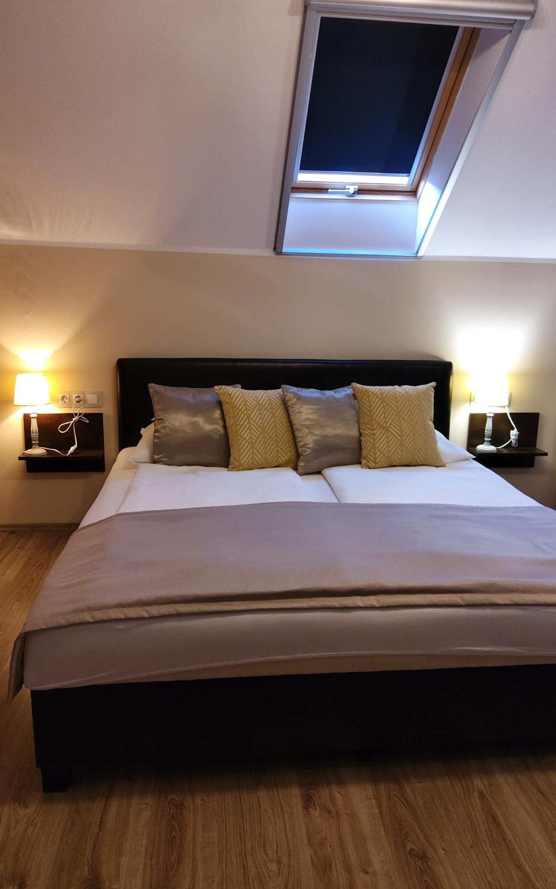 Gellény Lux Apartman view 5