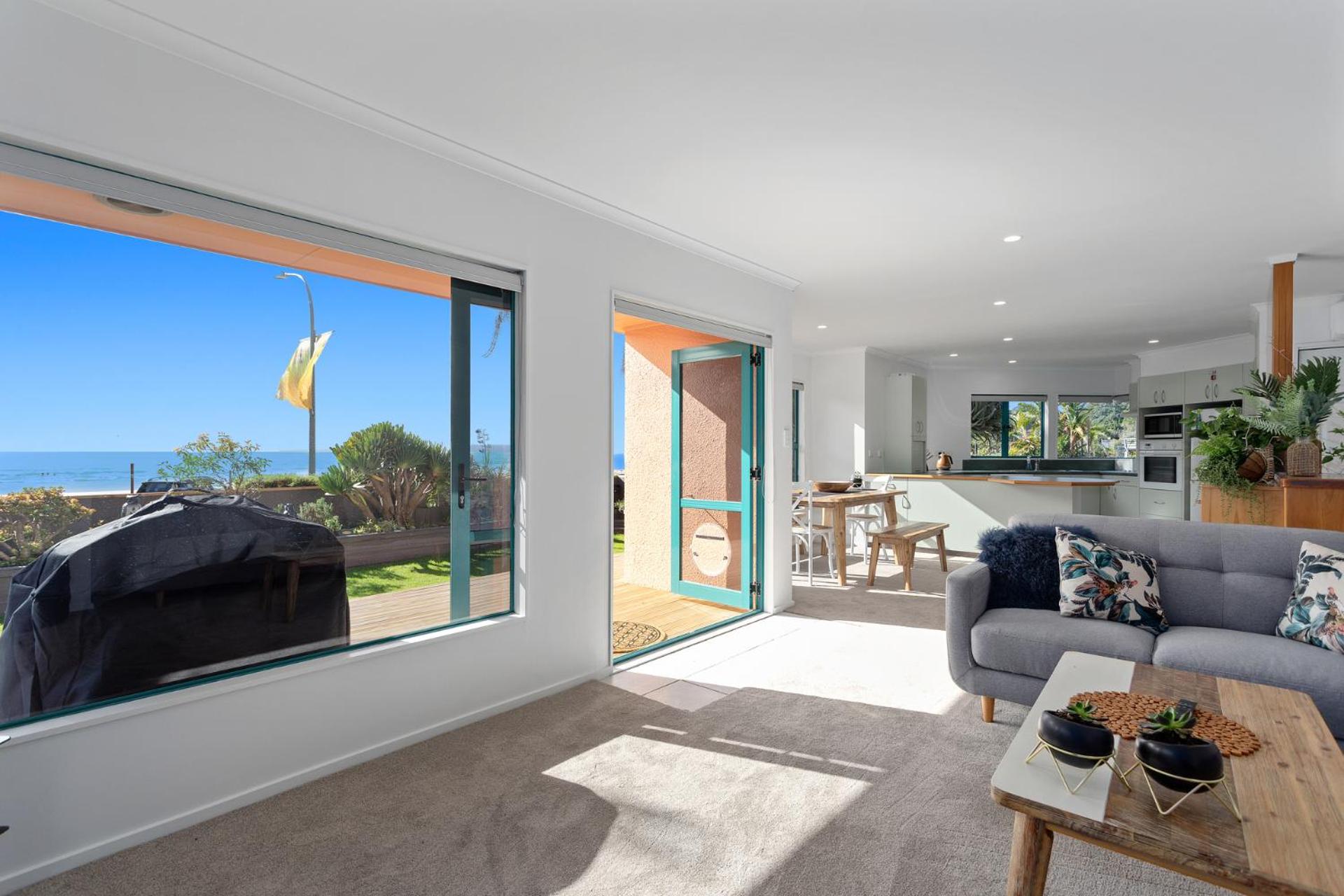 The Lights House - Beachfront Ohope Holiday Home view 3