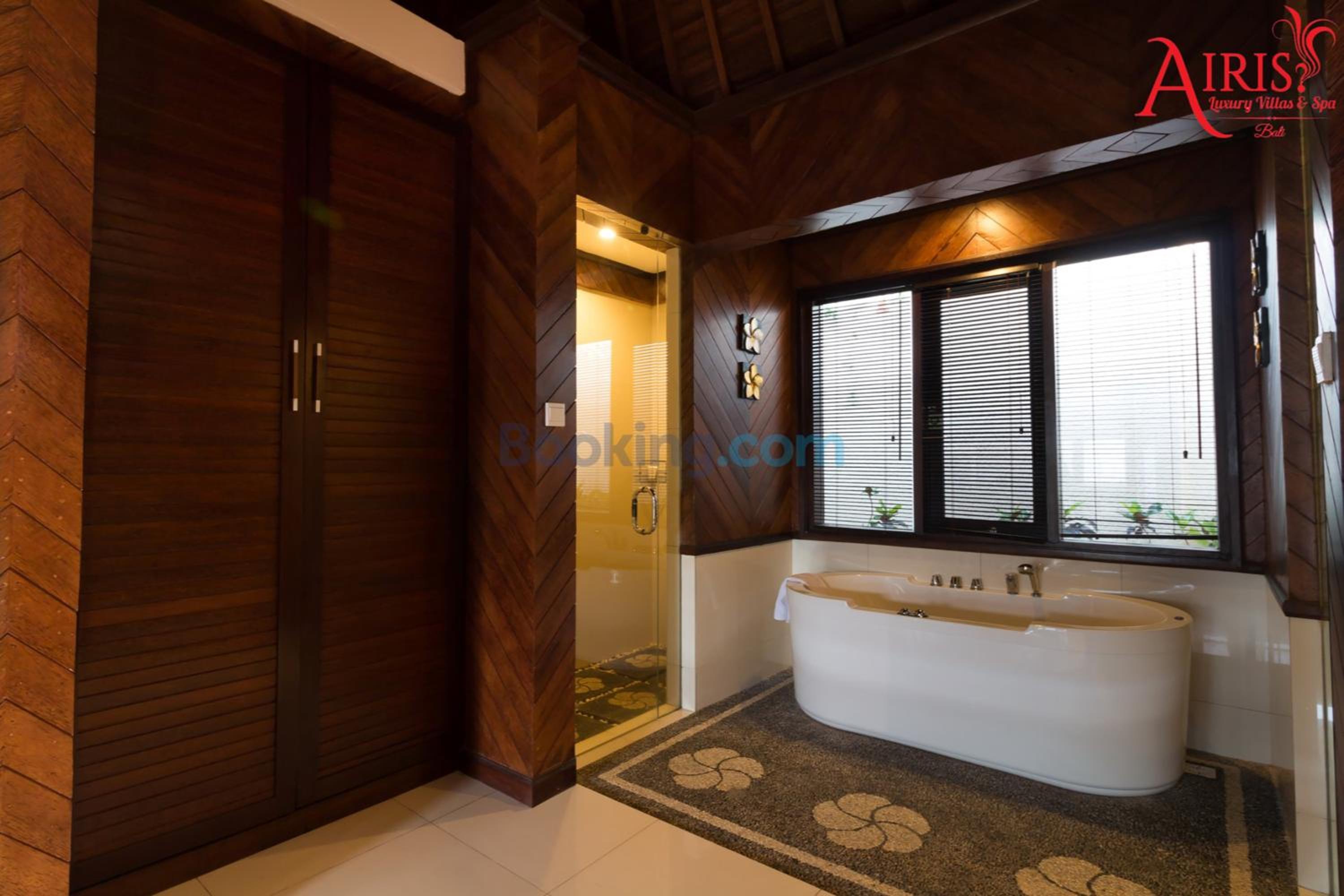 Airis Luxury Villas and Spa