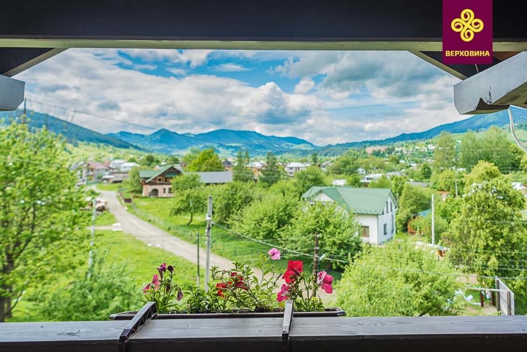 Karpatska Oselia view 4