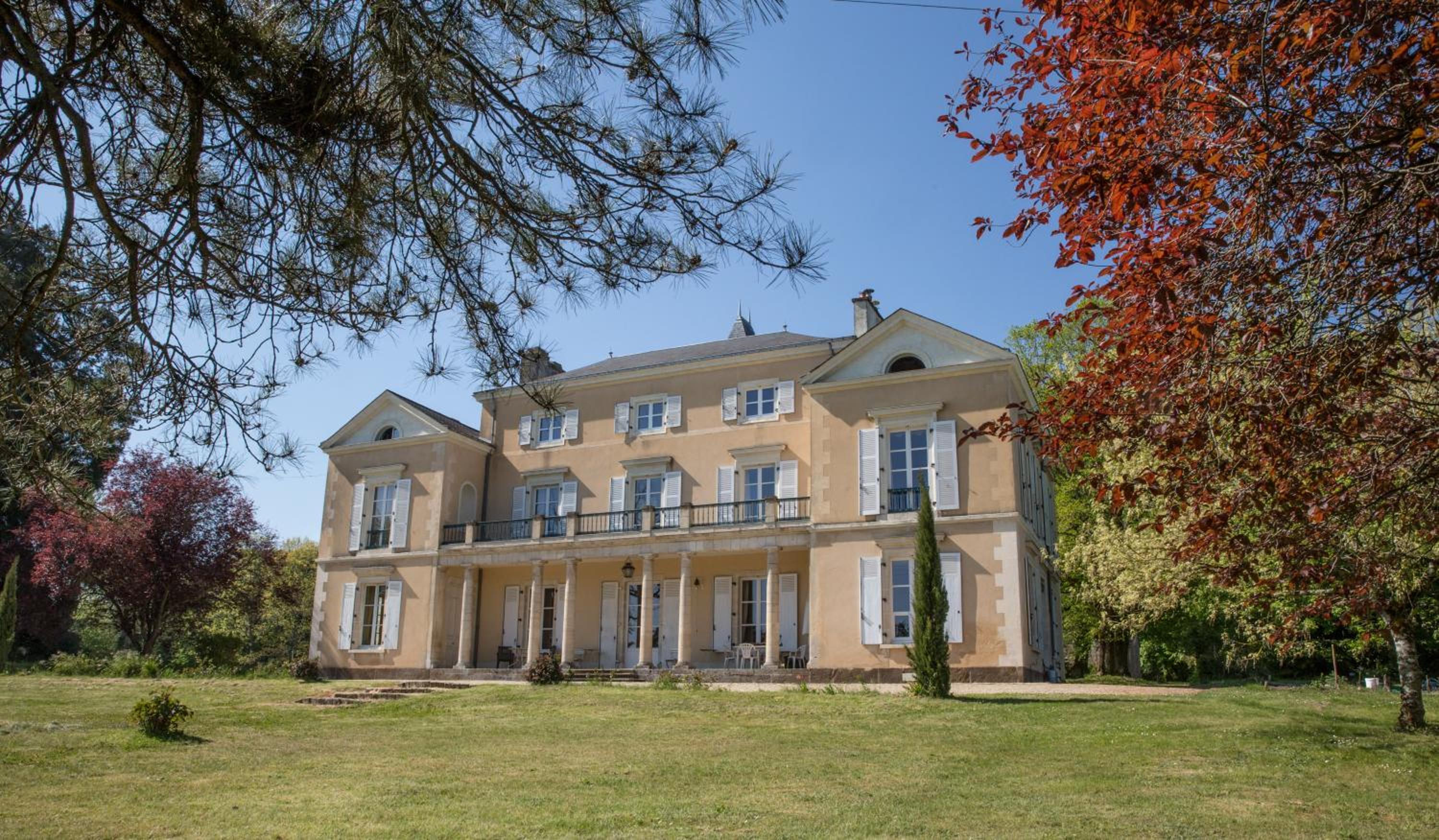 Manoir des Etrichets view 3