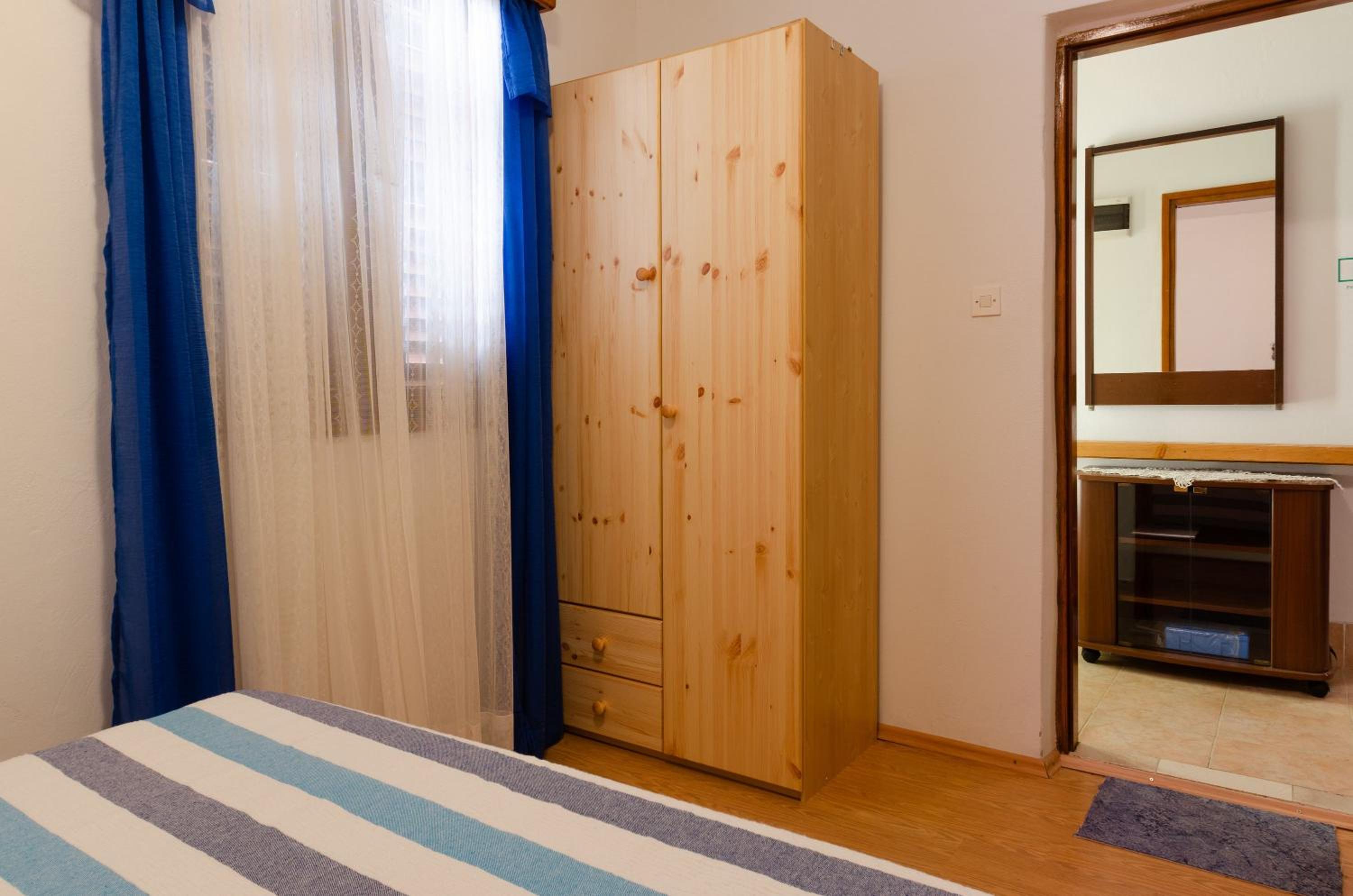 Apartments Ljiljana