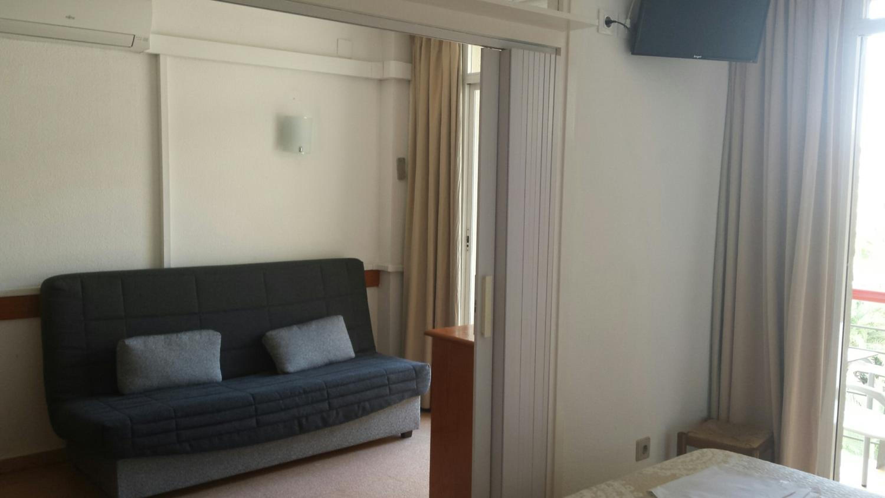 Apartaments Mar Blau Calella