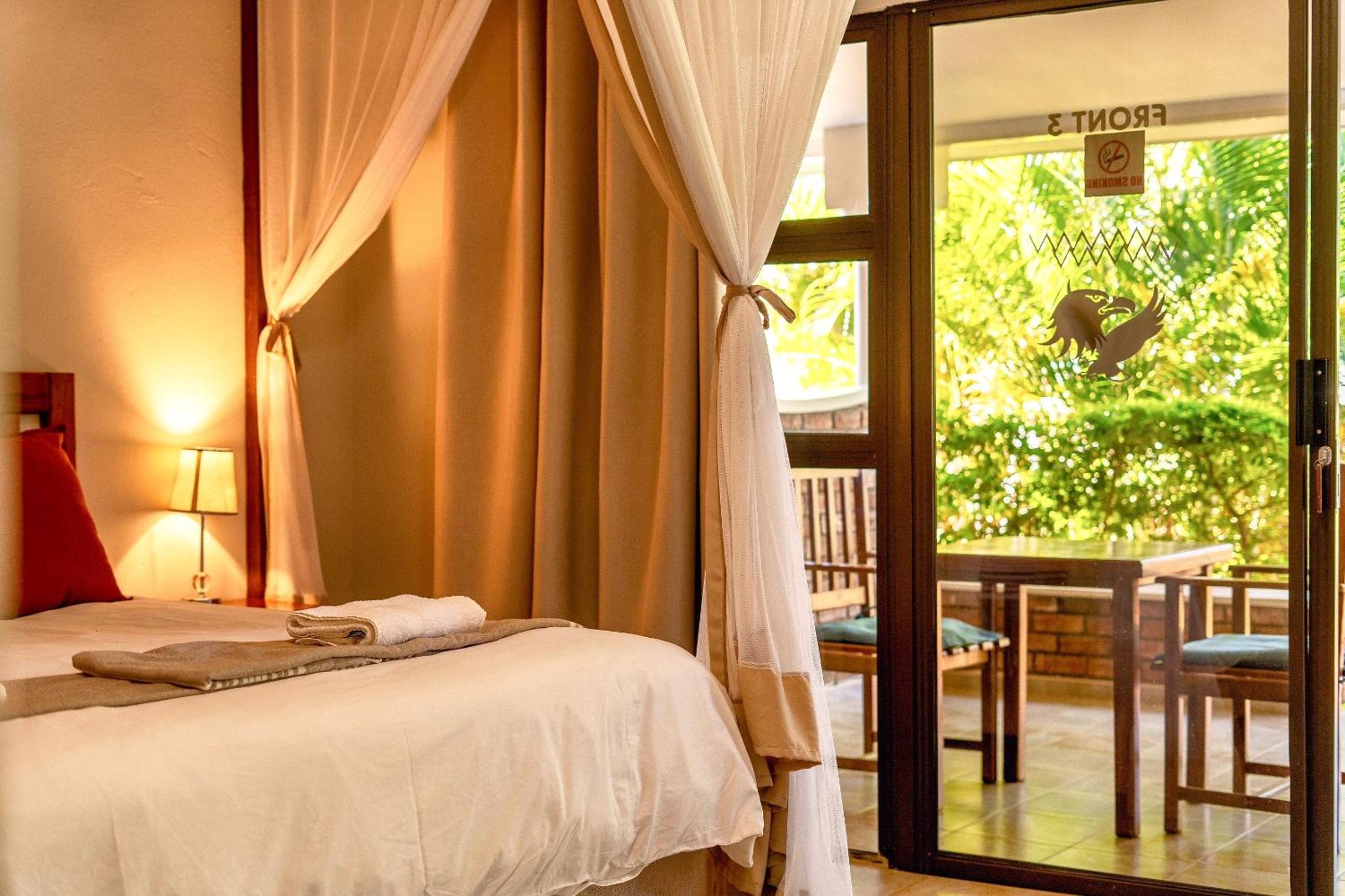 Dzimbahwe Guest Lodge