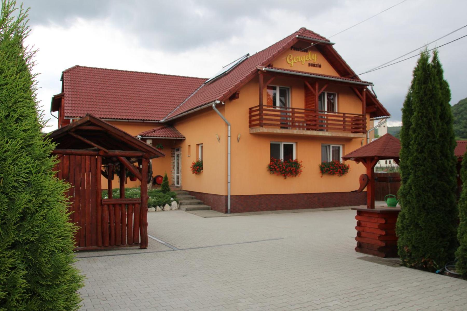 Photo 8