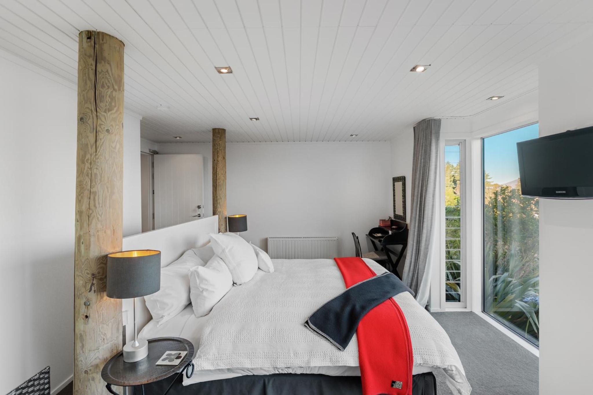 Acacia Cliffs Lodge