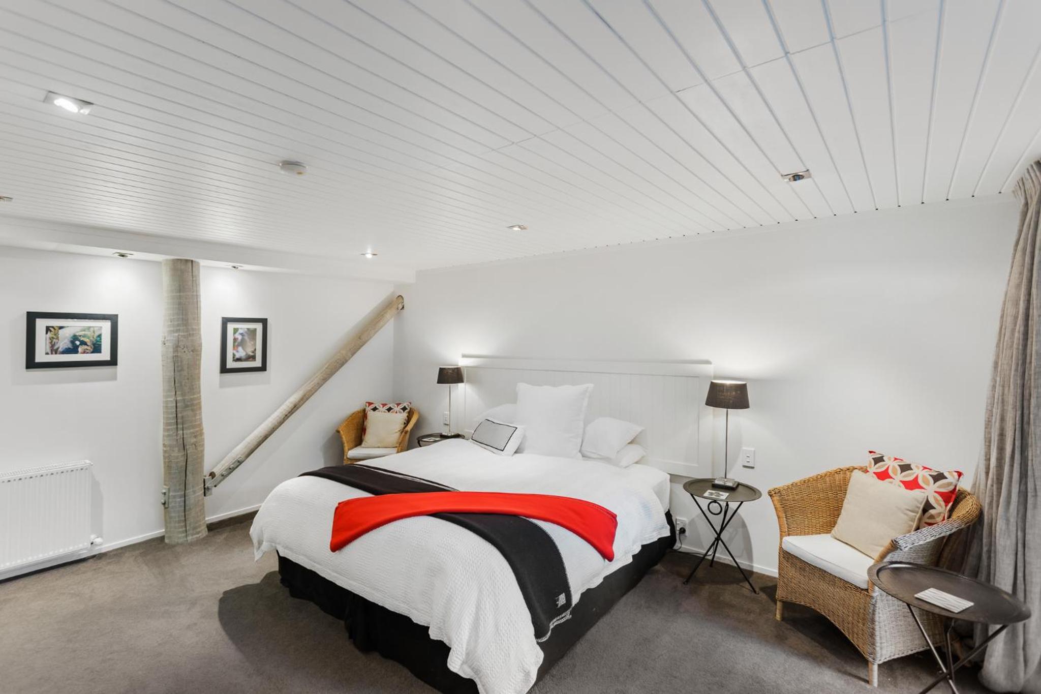 Acacia Cliffs Lodge