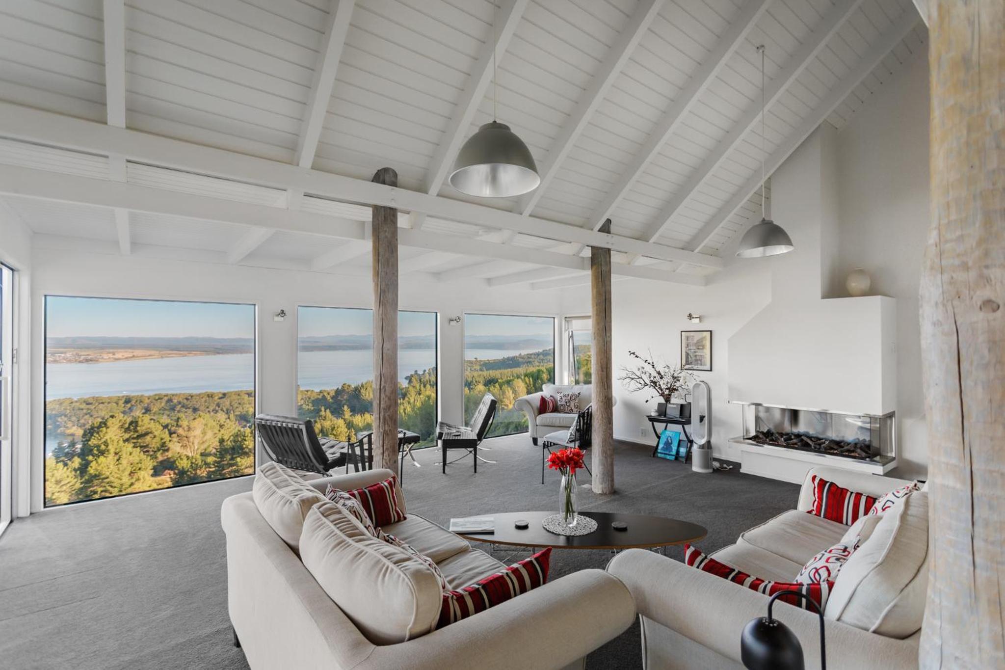 Acacia Cliffs Lodge