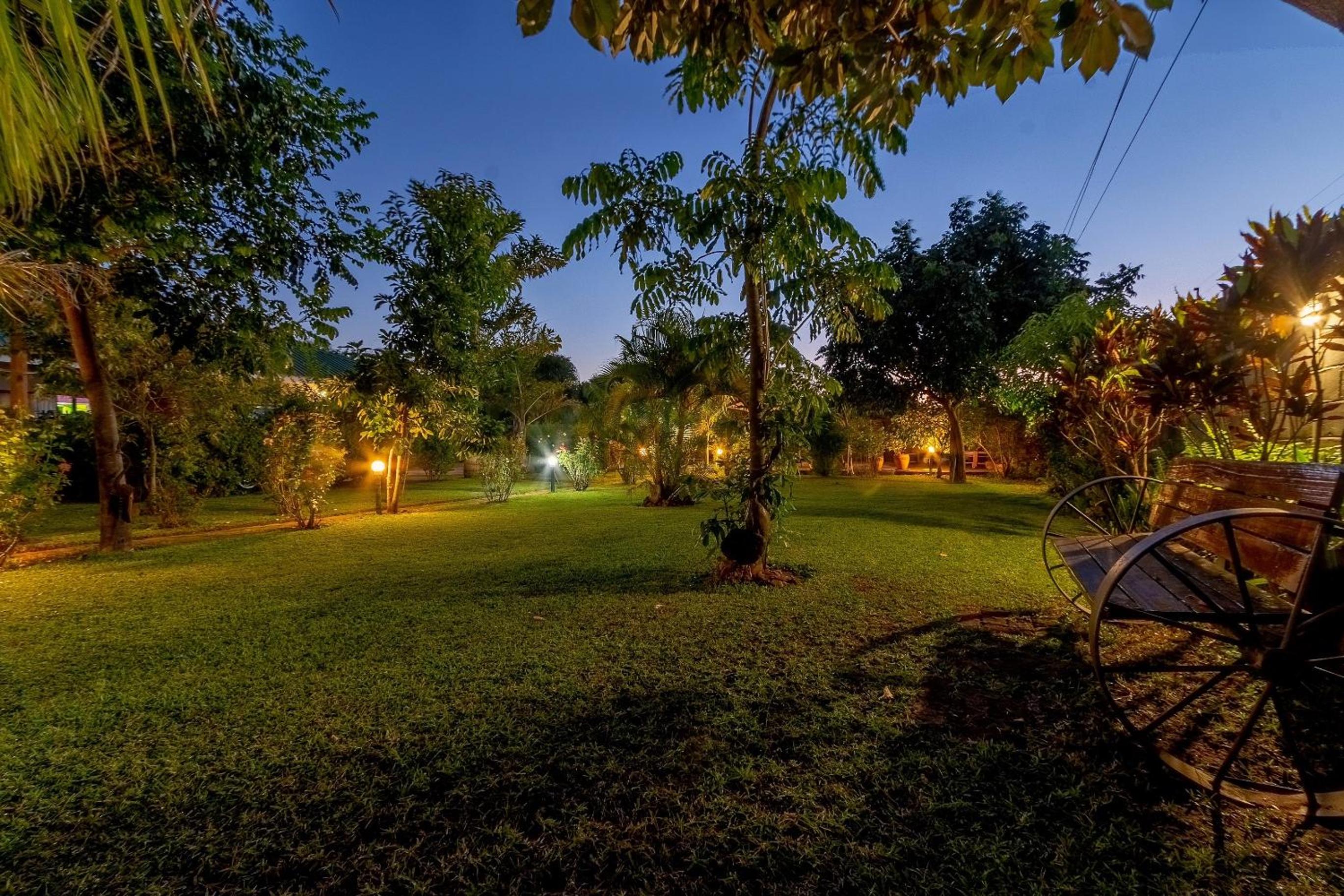 Dzimbahwe Guest Lodge