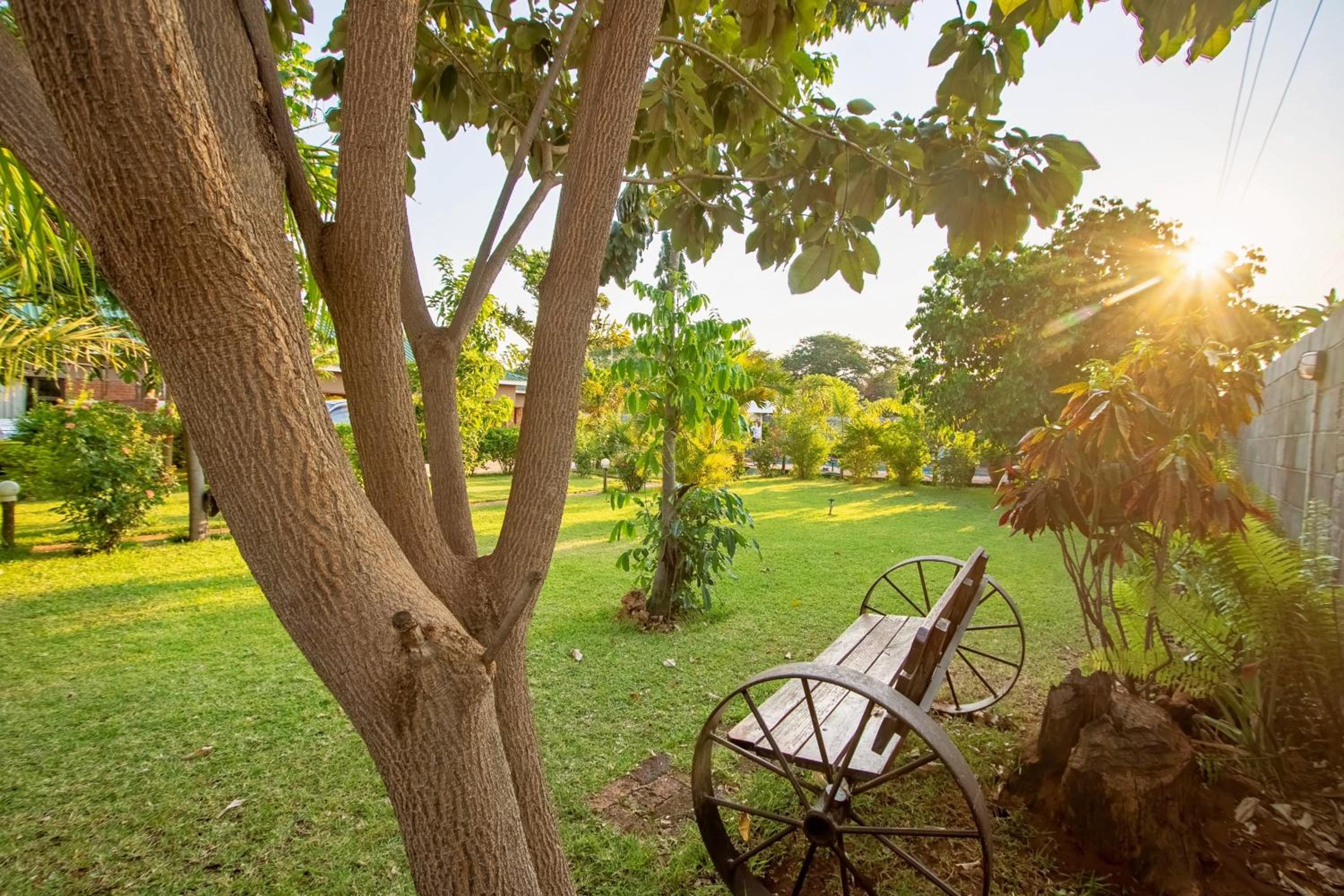 Dzimbahwe Guest Lodge