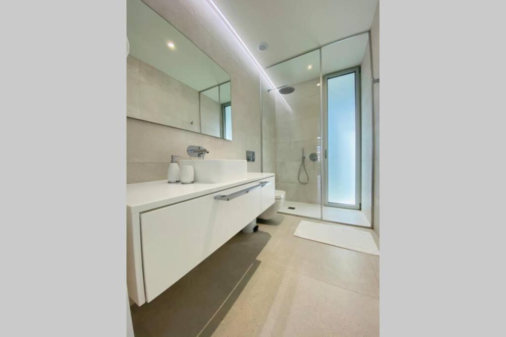 Luxury Villa - new building with panoramic sea view view 5