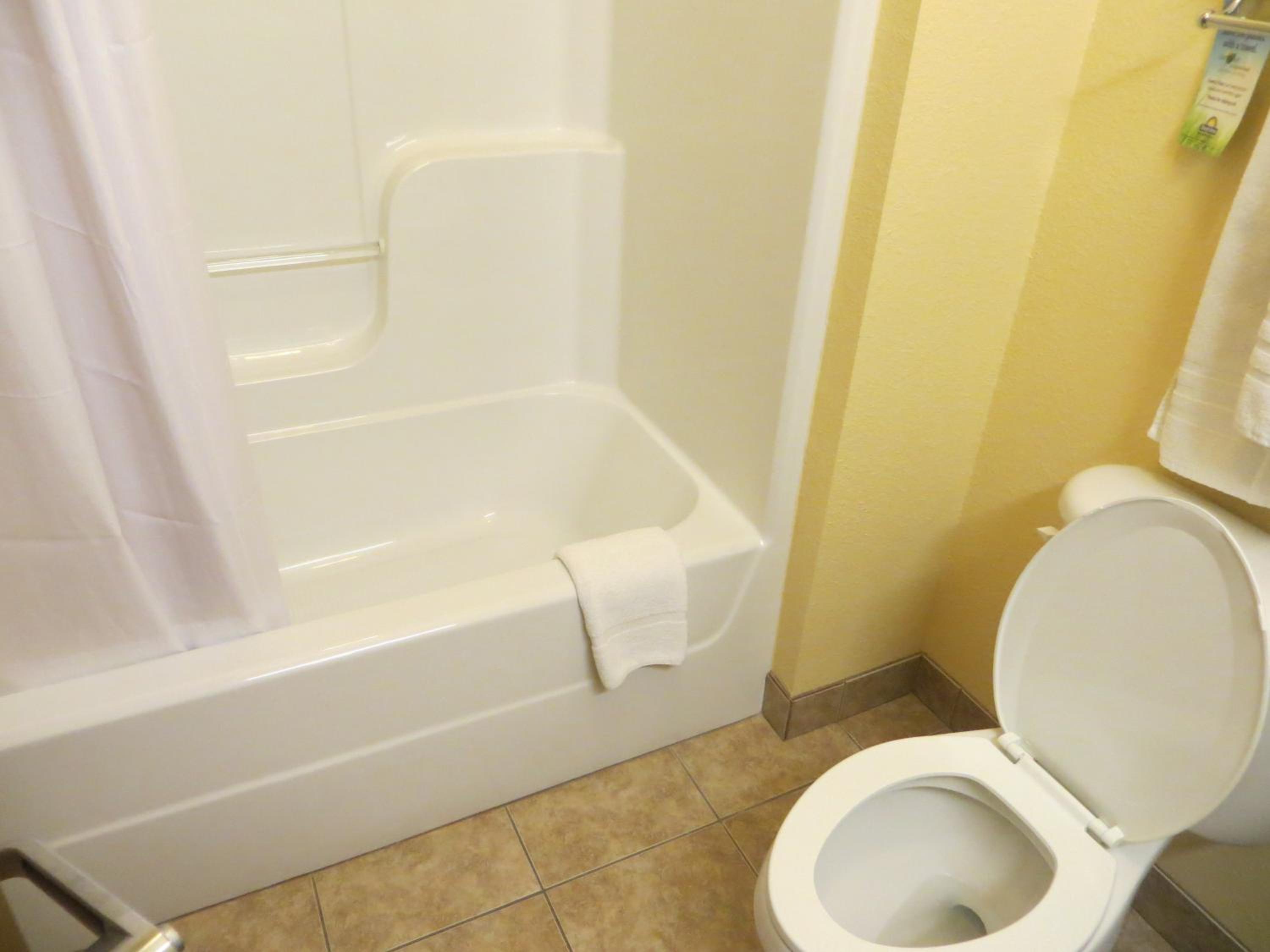 Days Inn by Wyndham Ellis - Property Image 5