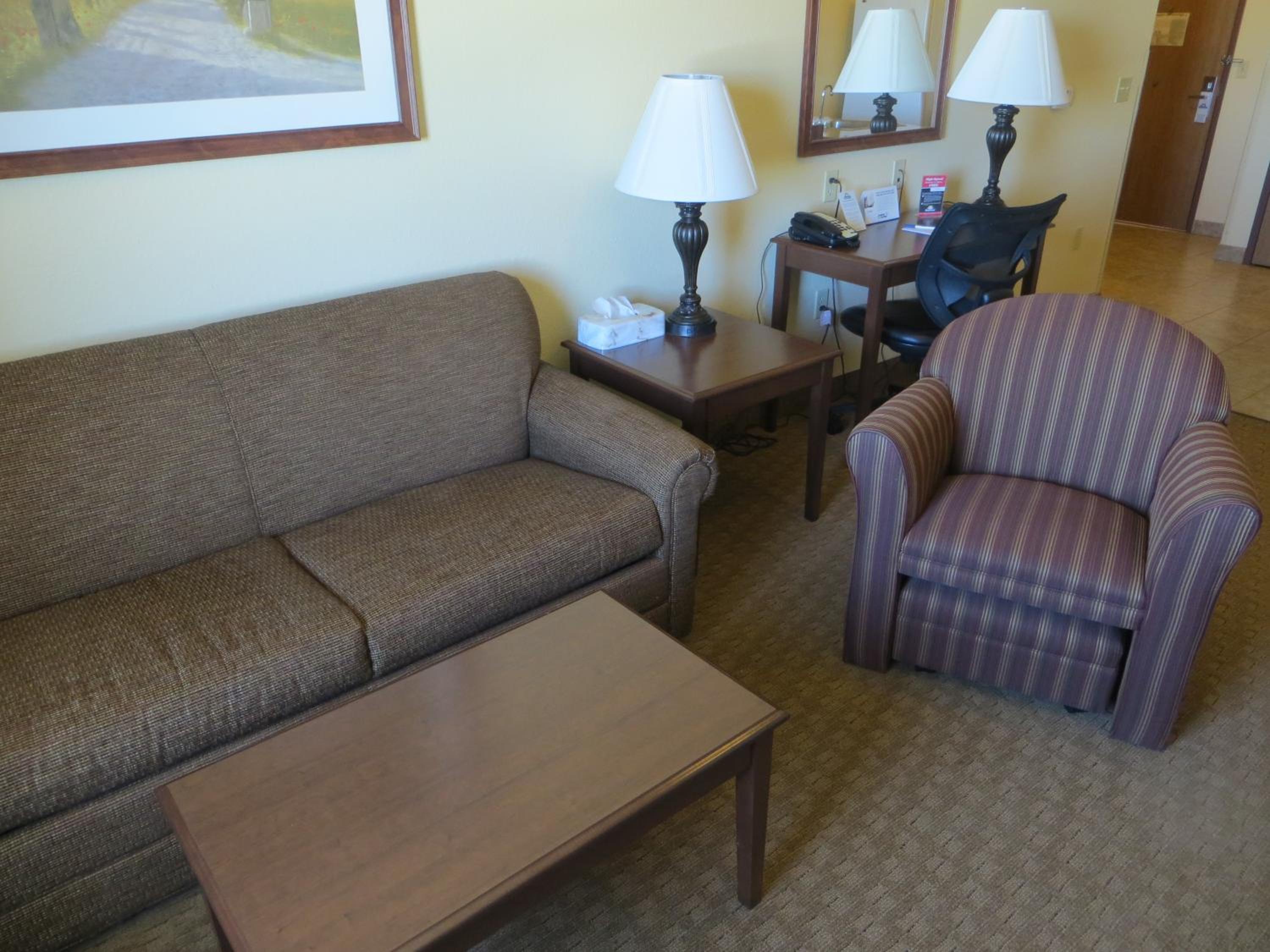 Days Inn by Wyndham Ellis - Property Image 16