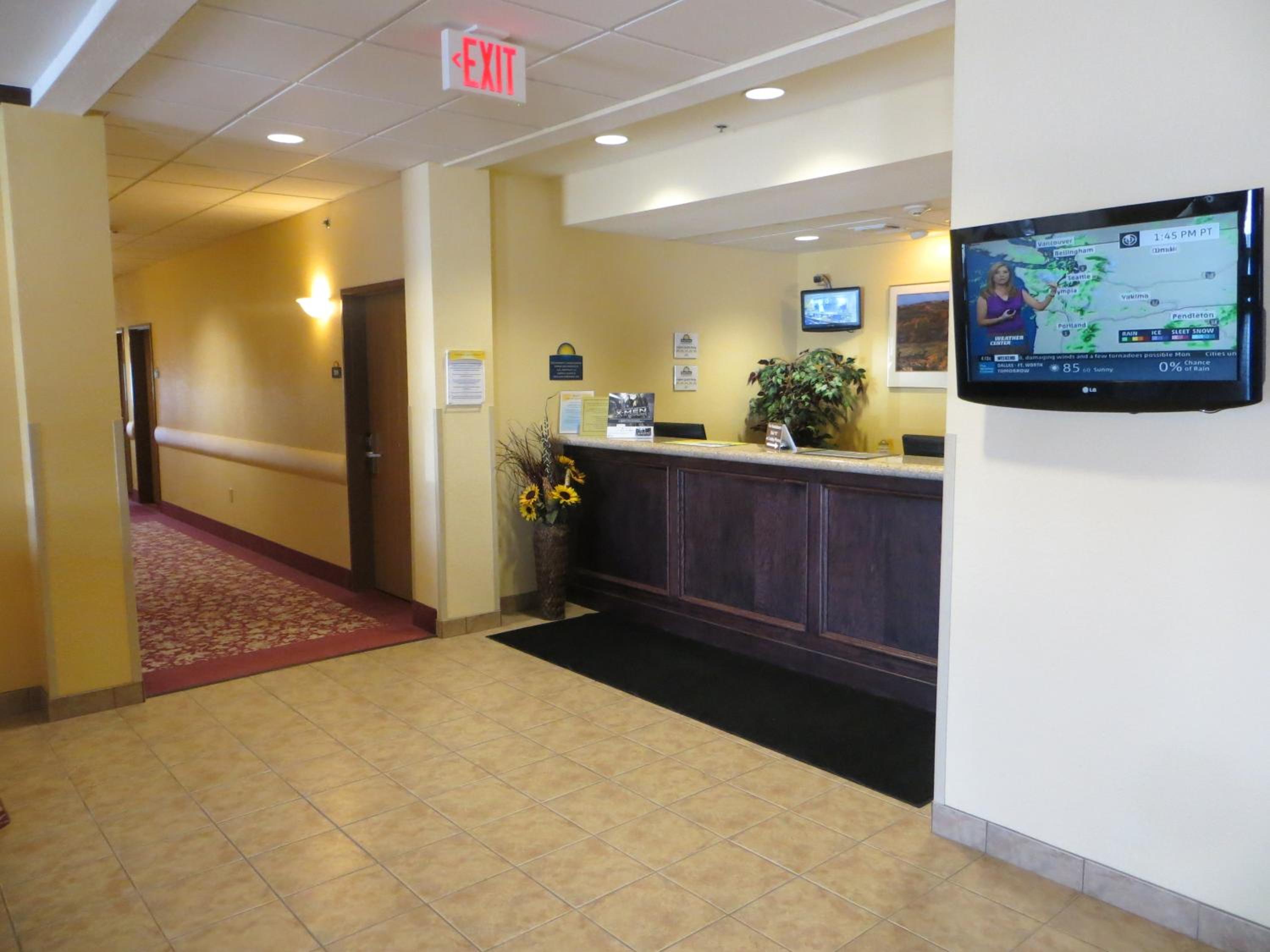 Days Inn by Wyndham Ellis - Property Image 18