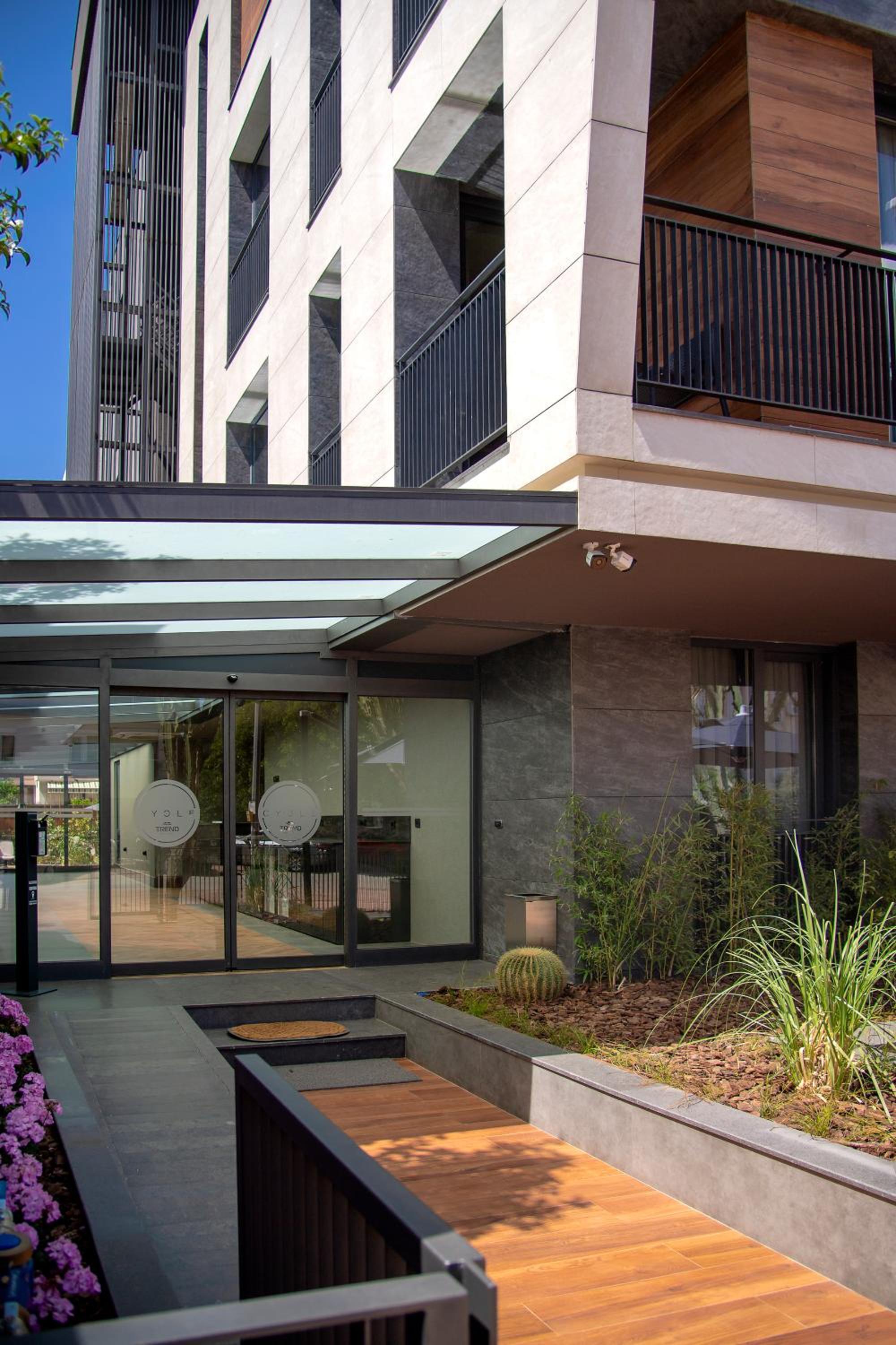 Trend Suites CYCLE - Image 72