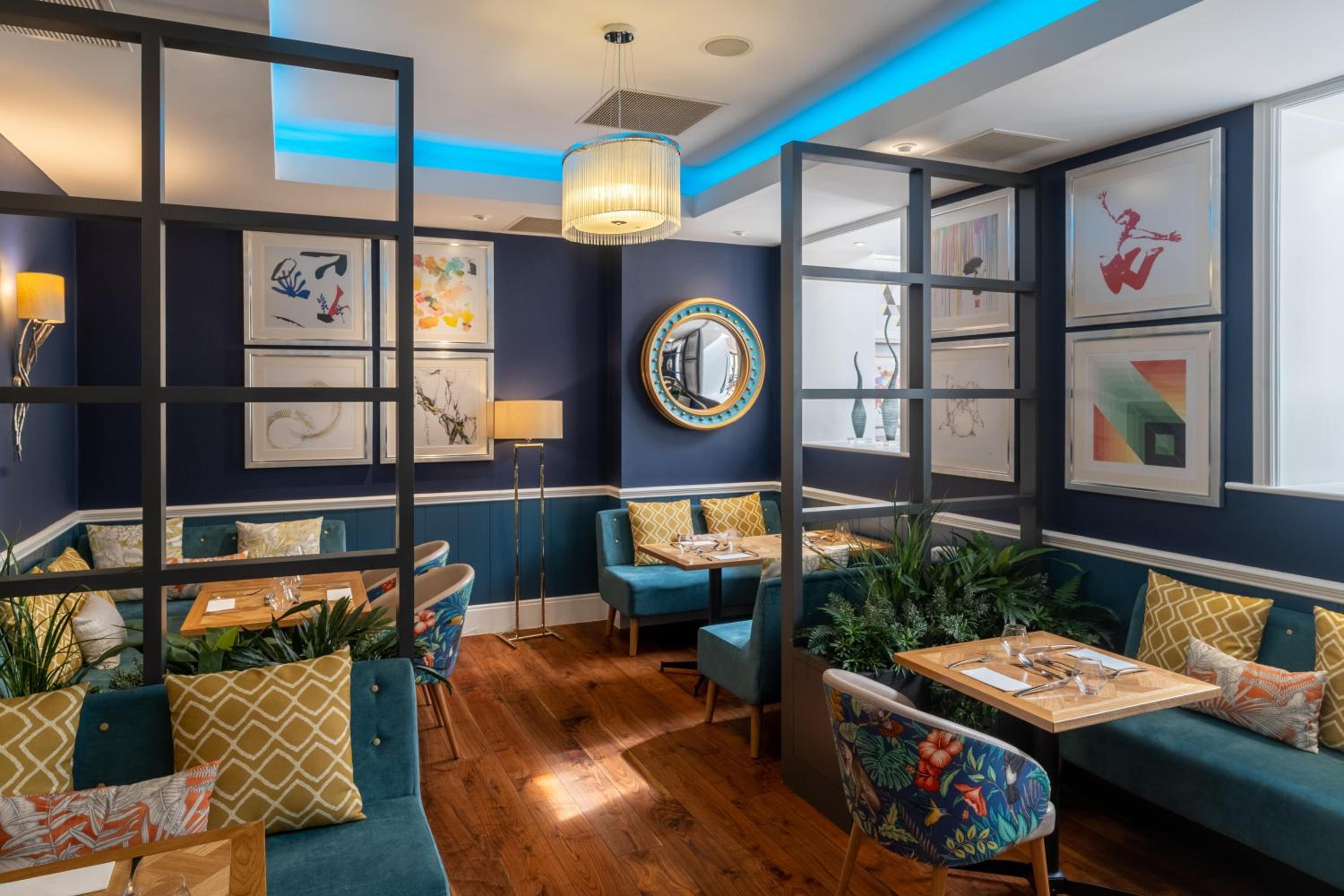 Basingstoke Vacations - Oakley Hall Hotel - Property Image 40