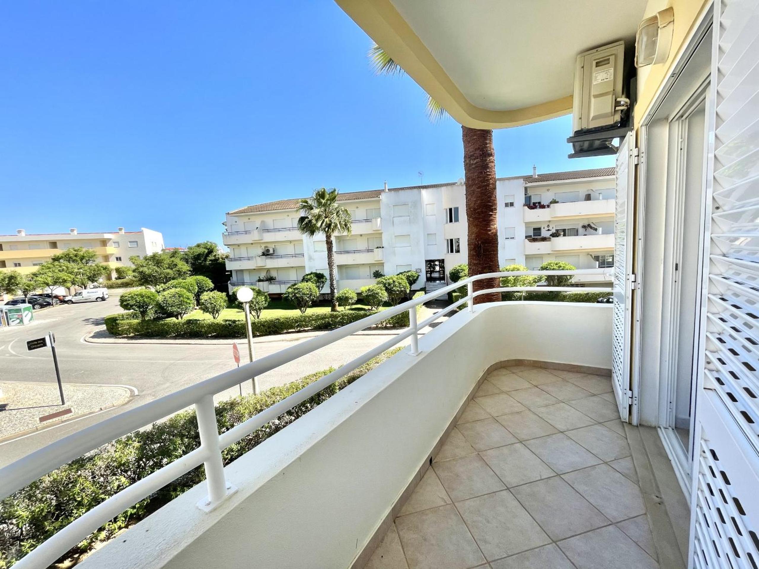 JV - Near the beach with pool by HD