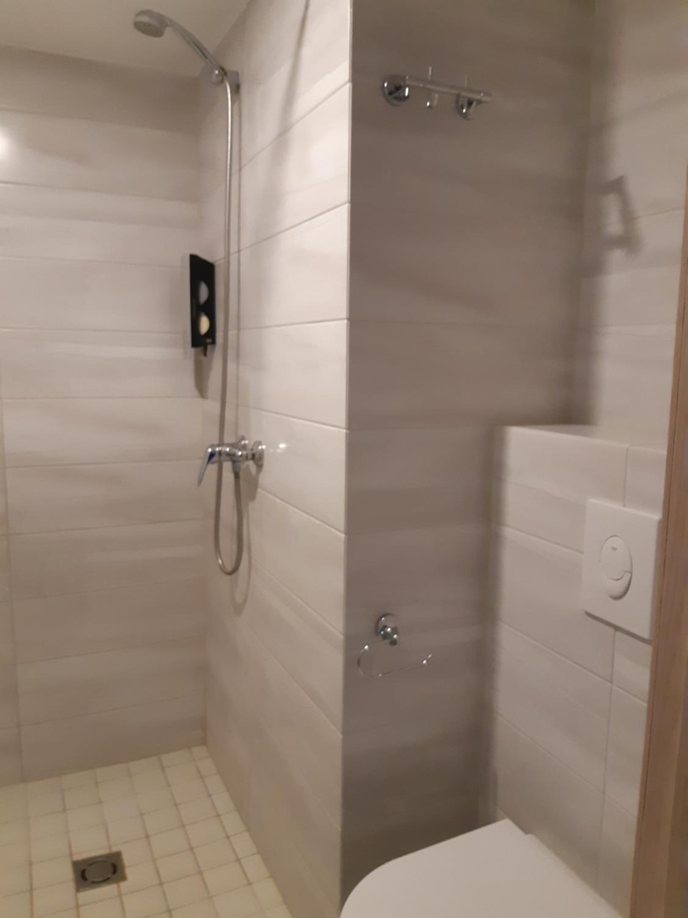 Aisa Street apartments