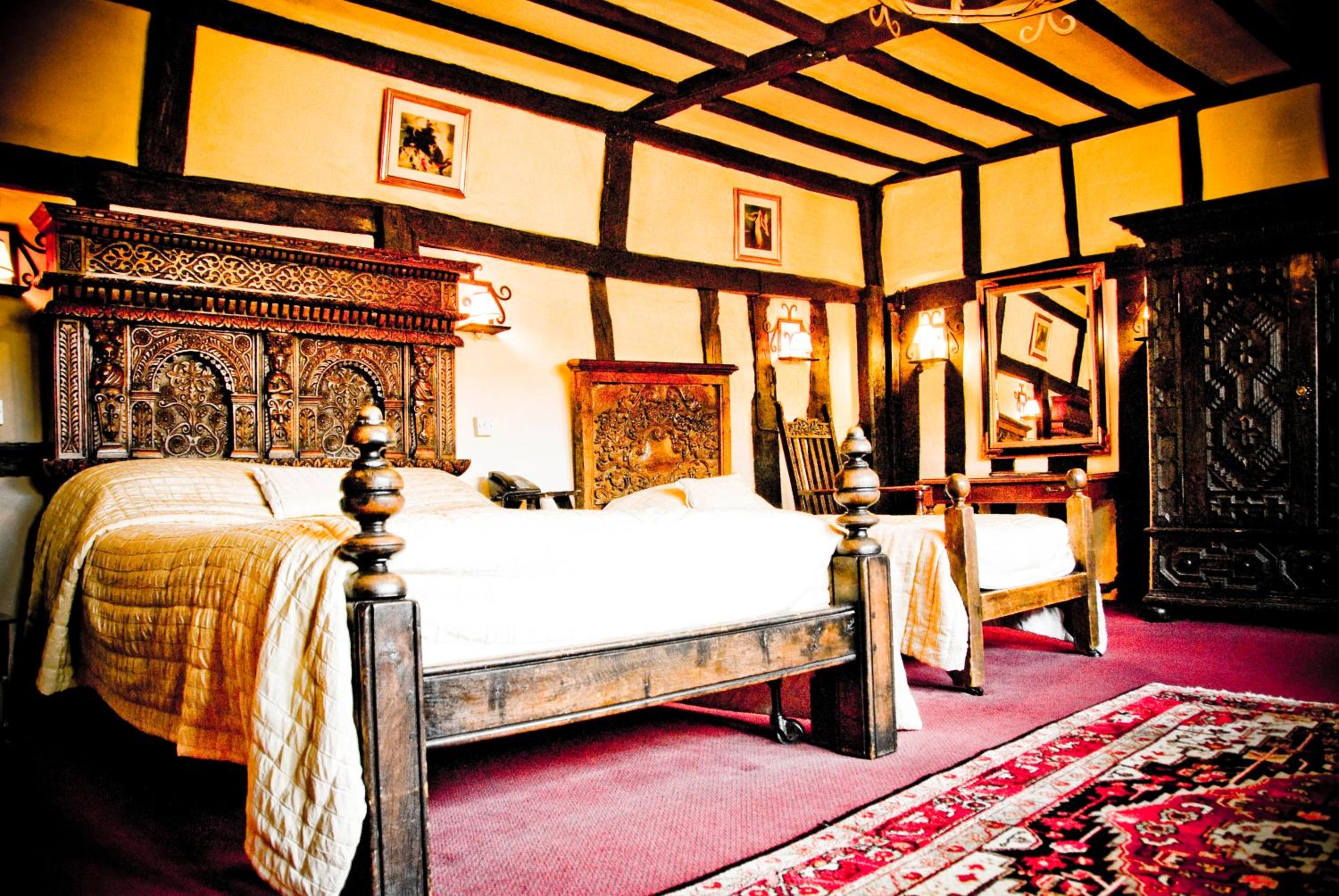 The Mermaid Inn 82