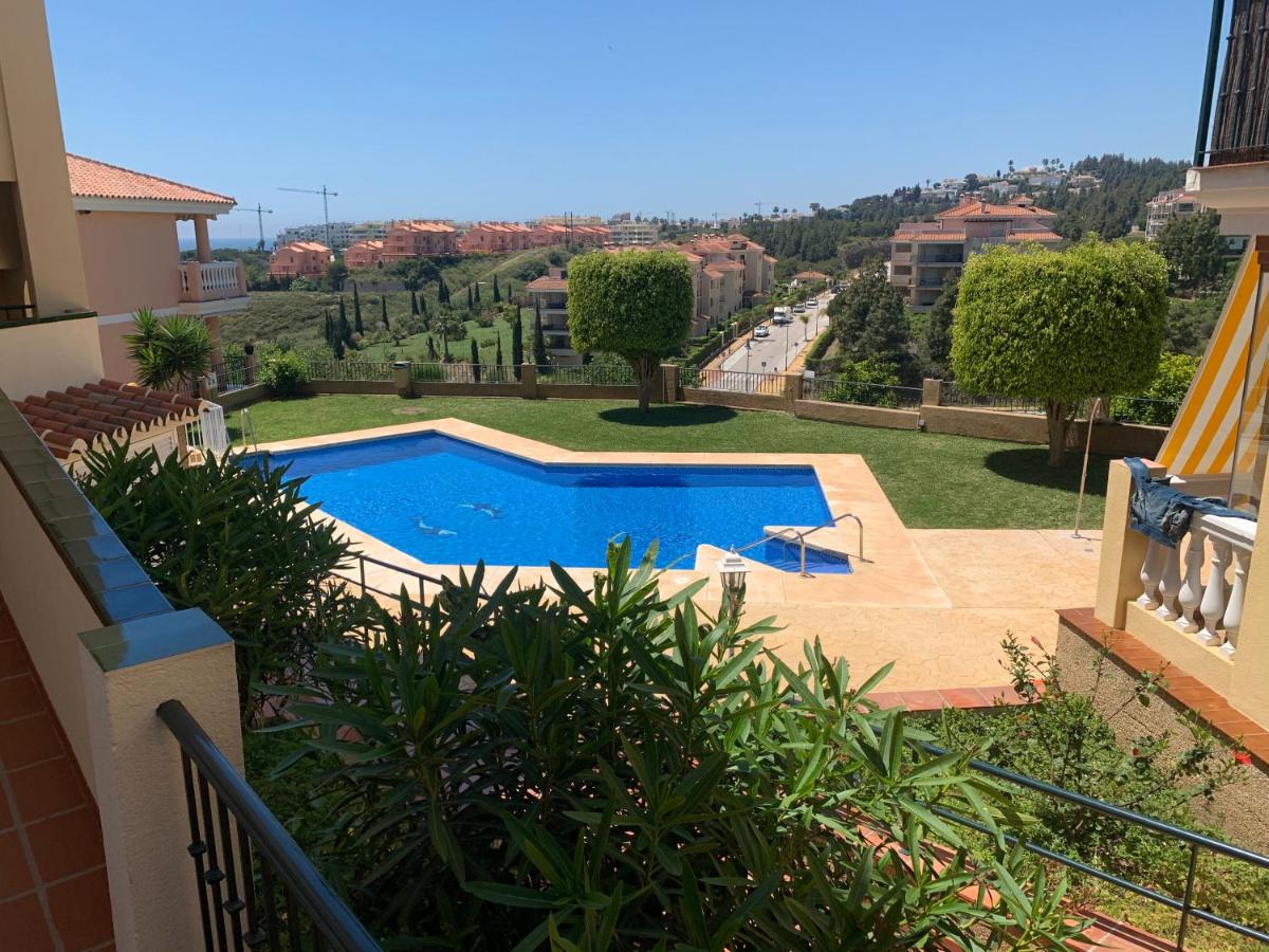 Apartamento con jardín y piscina en el faro de calaburras photo 1
