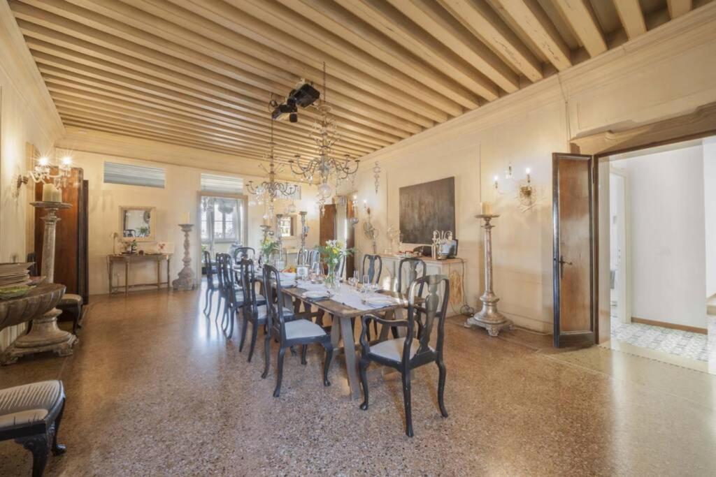 Ca' Erizzo dream apartment, spectacular views from the amazing terrace!