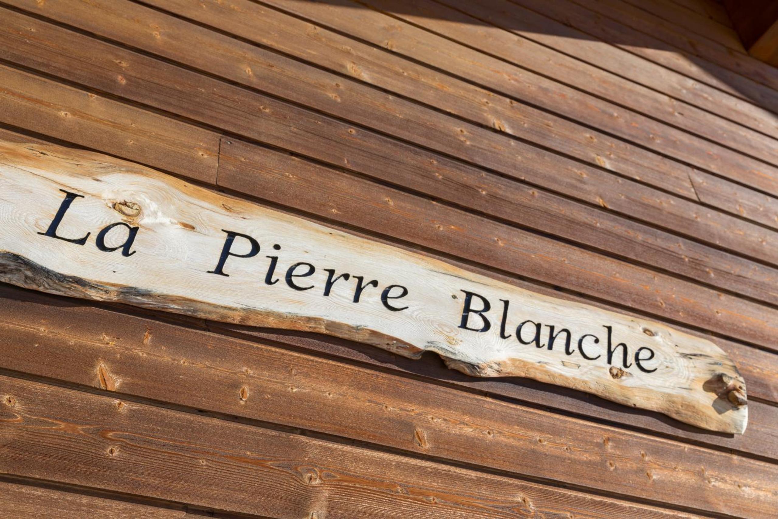 Chalet Pierre Blanche view 5
