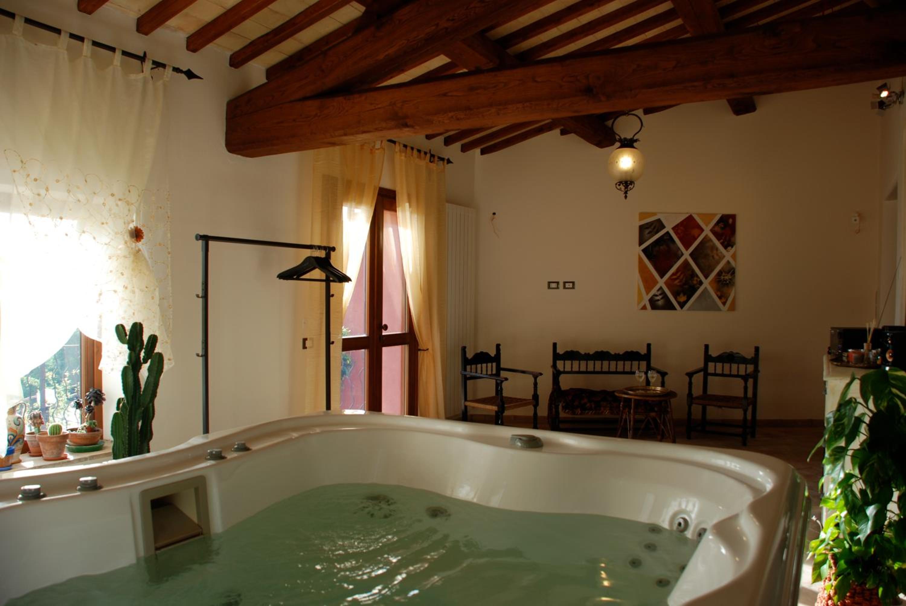 Tenuta San Savino delle Rocchette