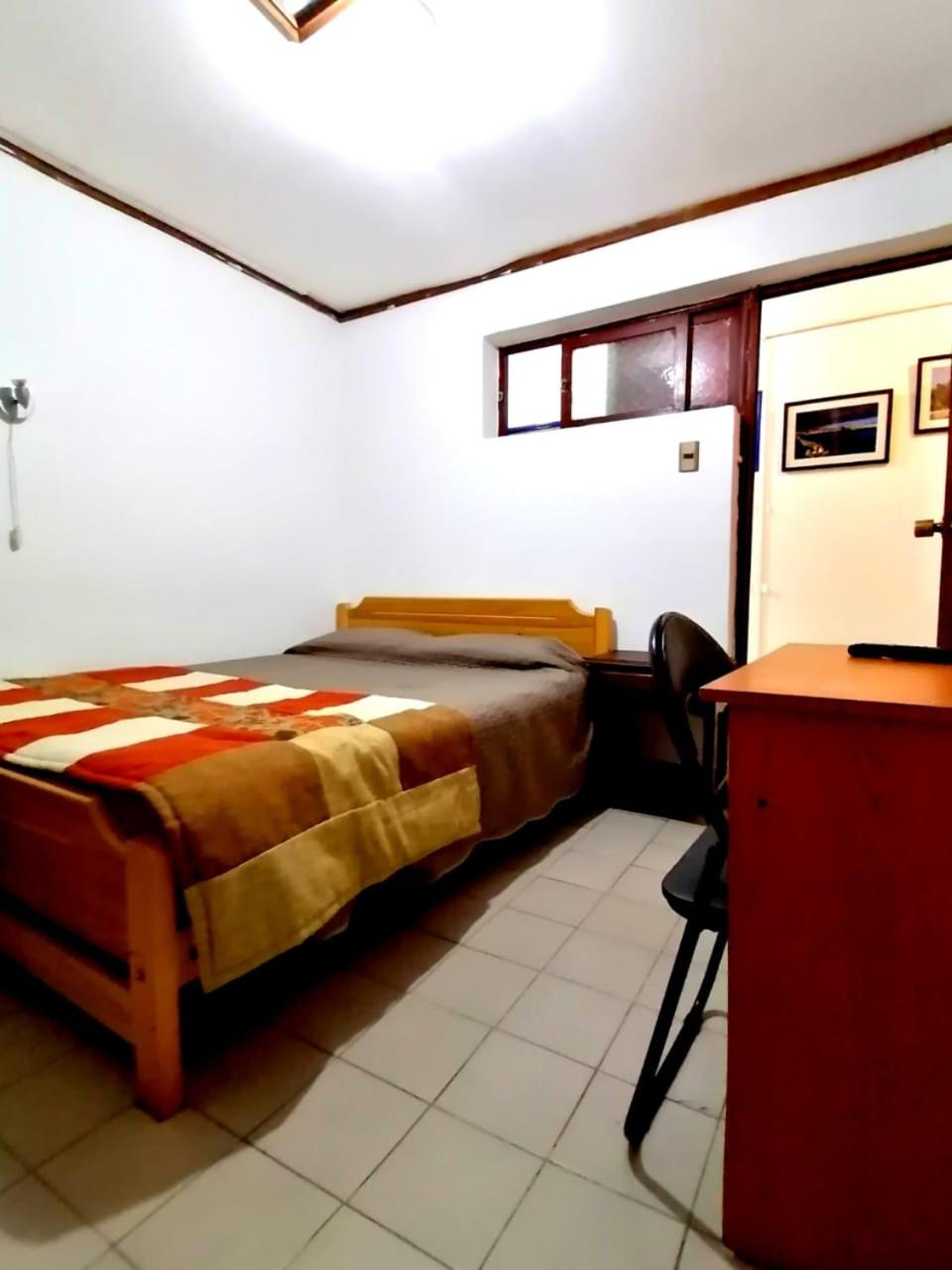 Hostal Caleta Abarca