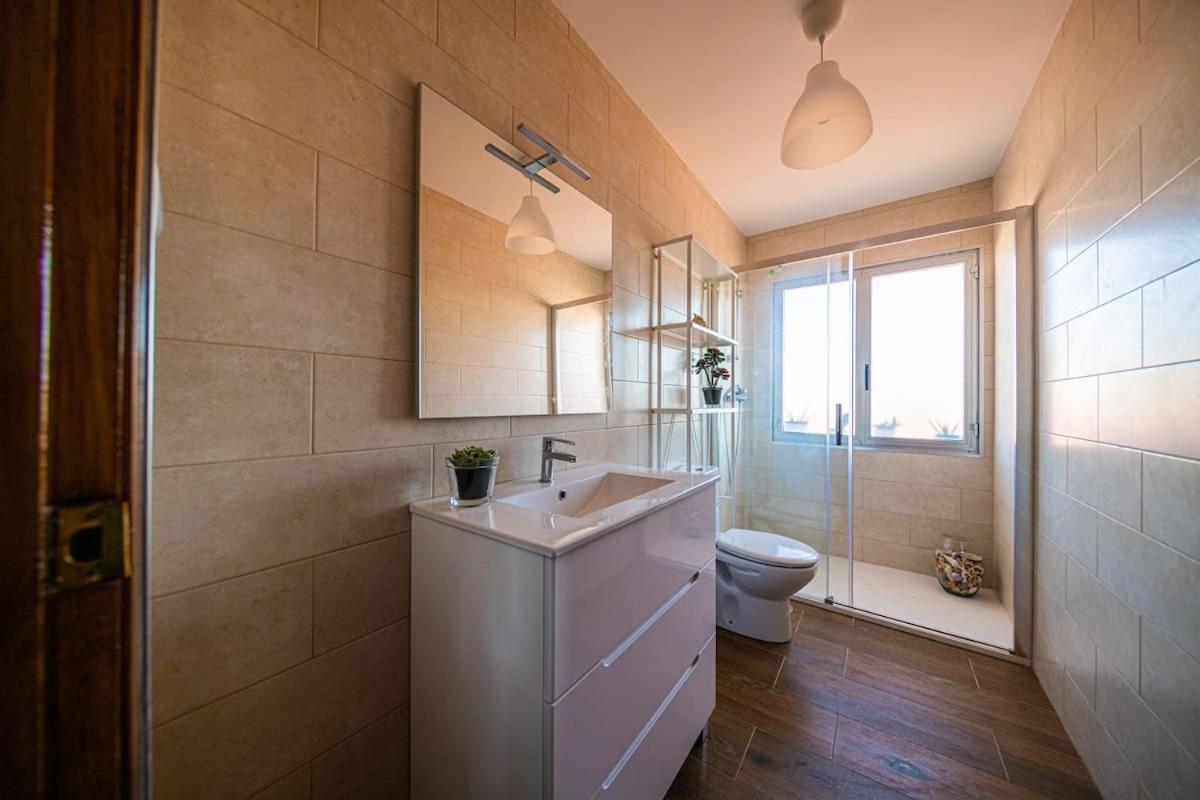 Apartamento céntrico con vistas al mar view 5