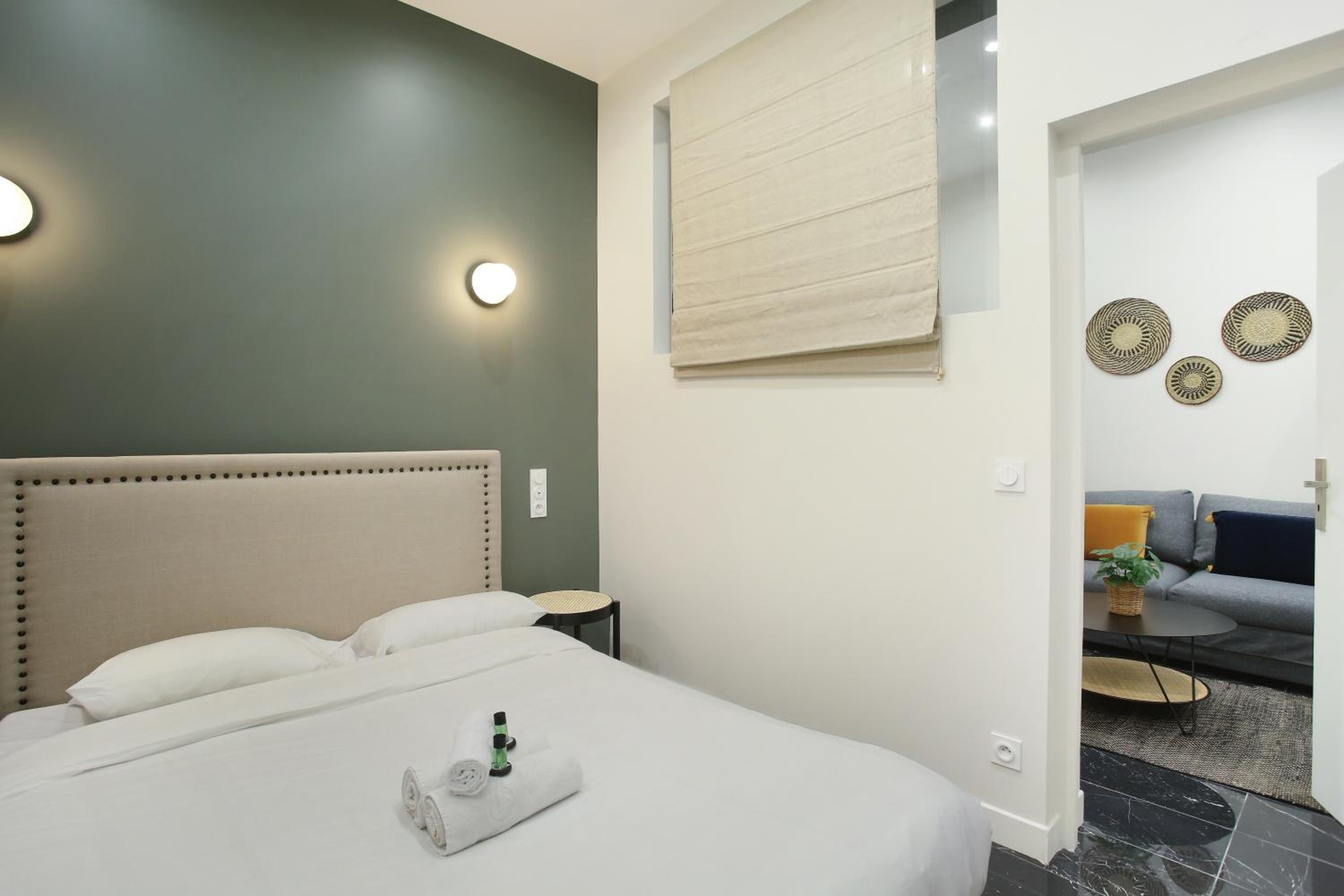 Rent a Room - Residence Charon