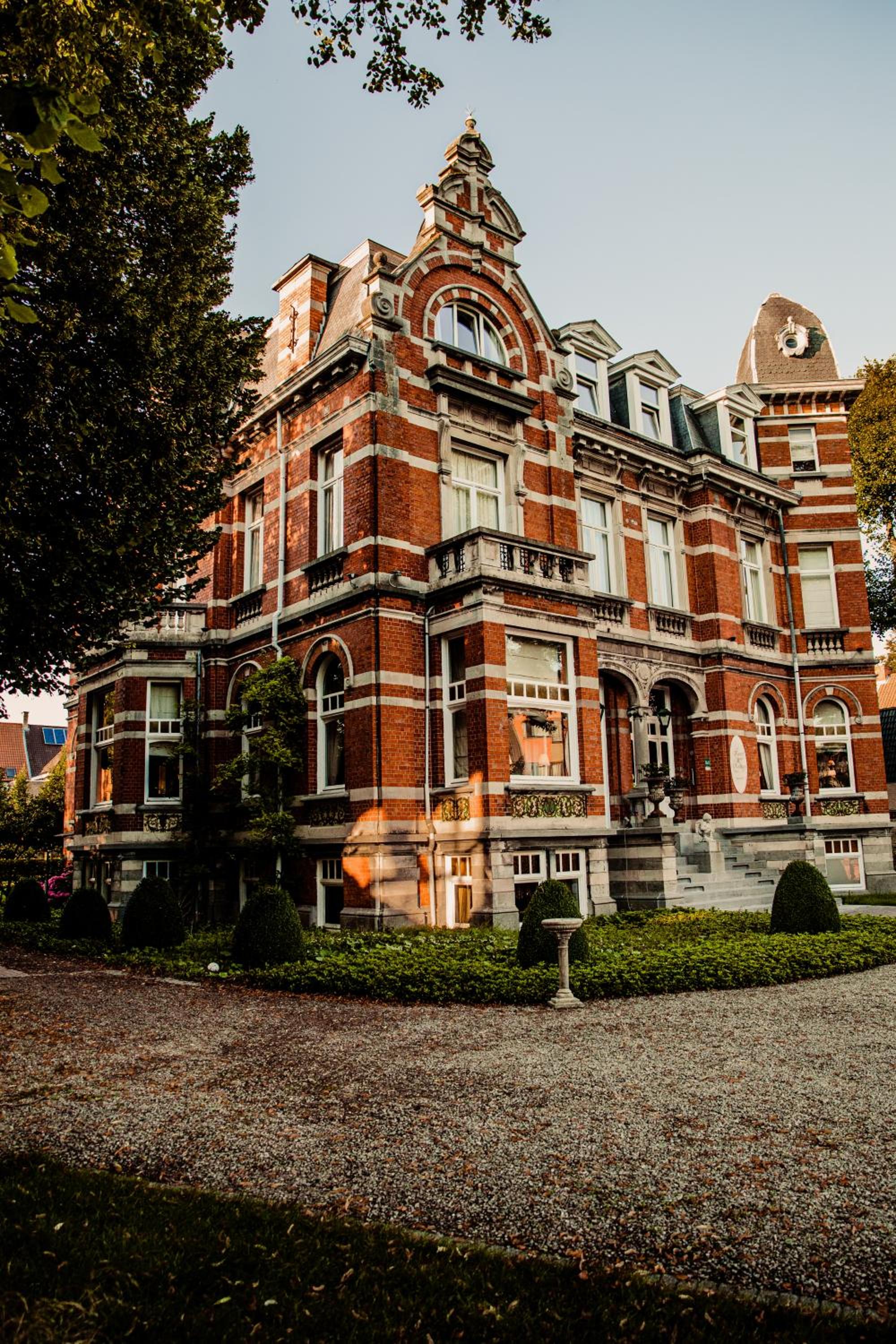 Hotel B&B 't Kasteel & 't Koetshuys