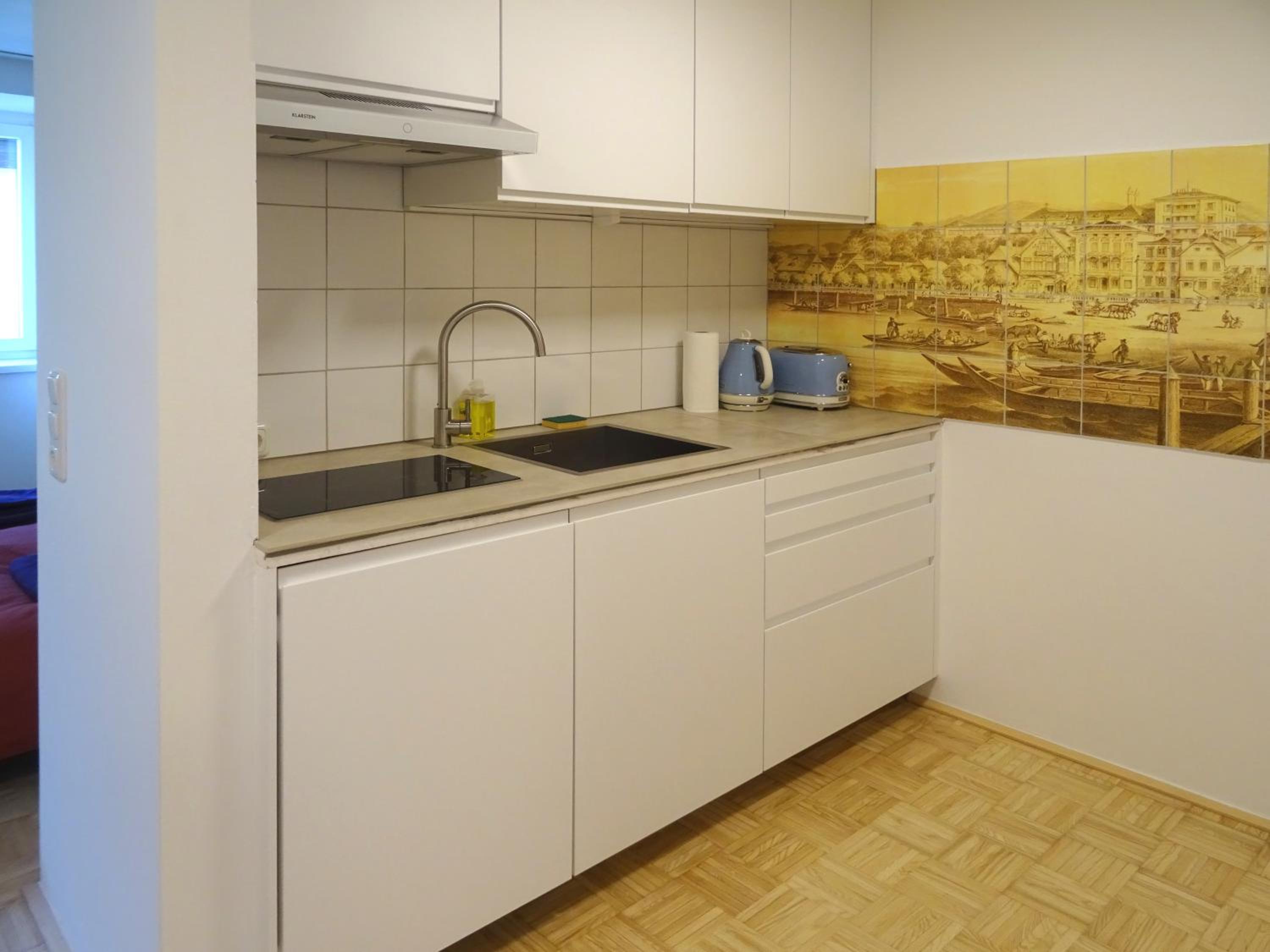 Convenient and Functional Apartment in the Center view 2
