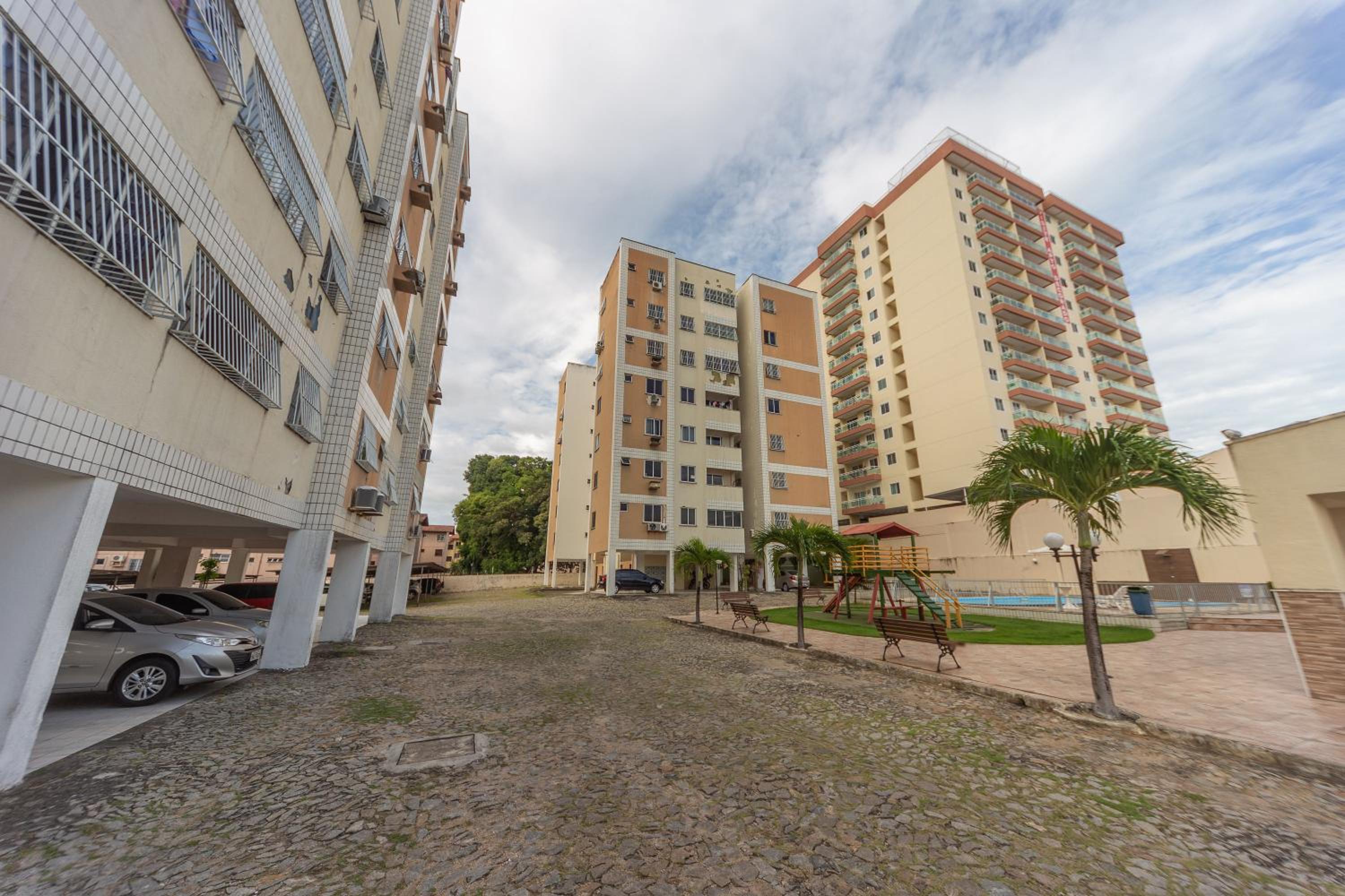 Apartamento com 3 quartos mobiliado Damas Fortaleza