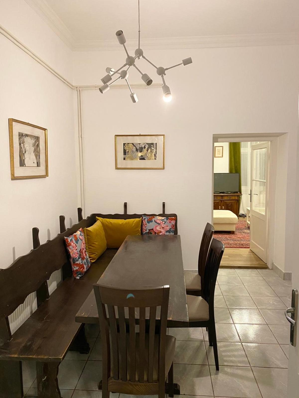 Platános Apartman Tata