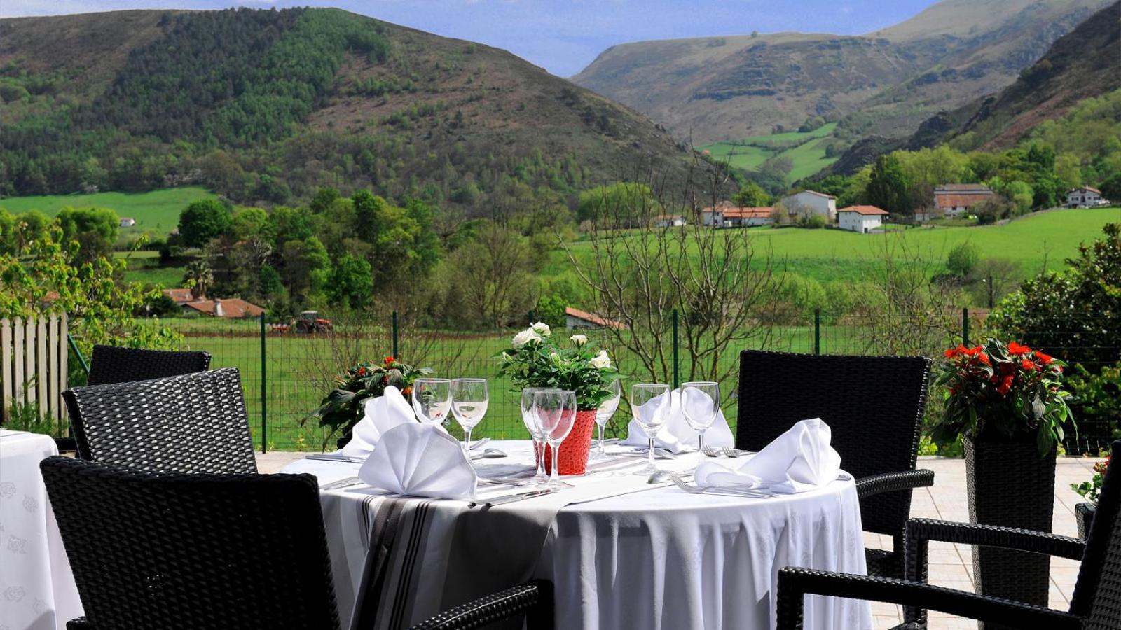restaurant