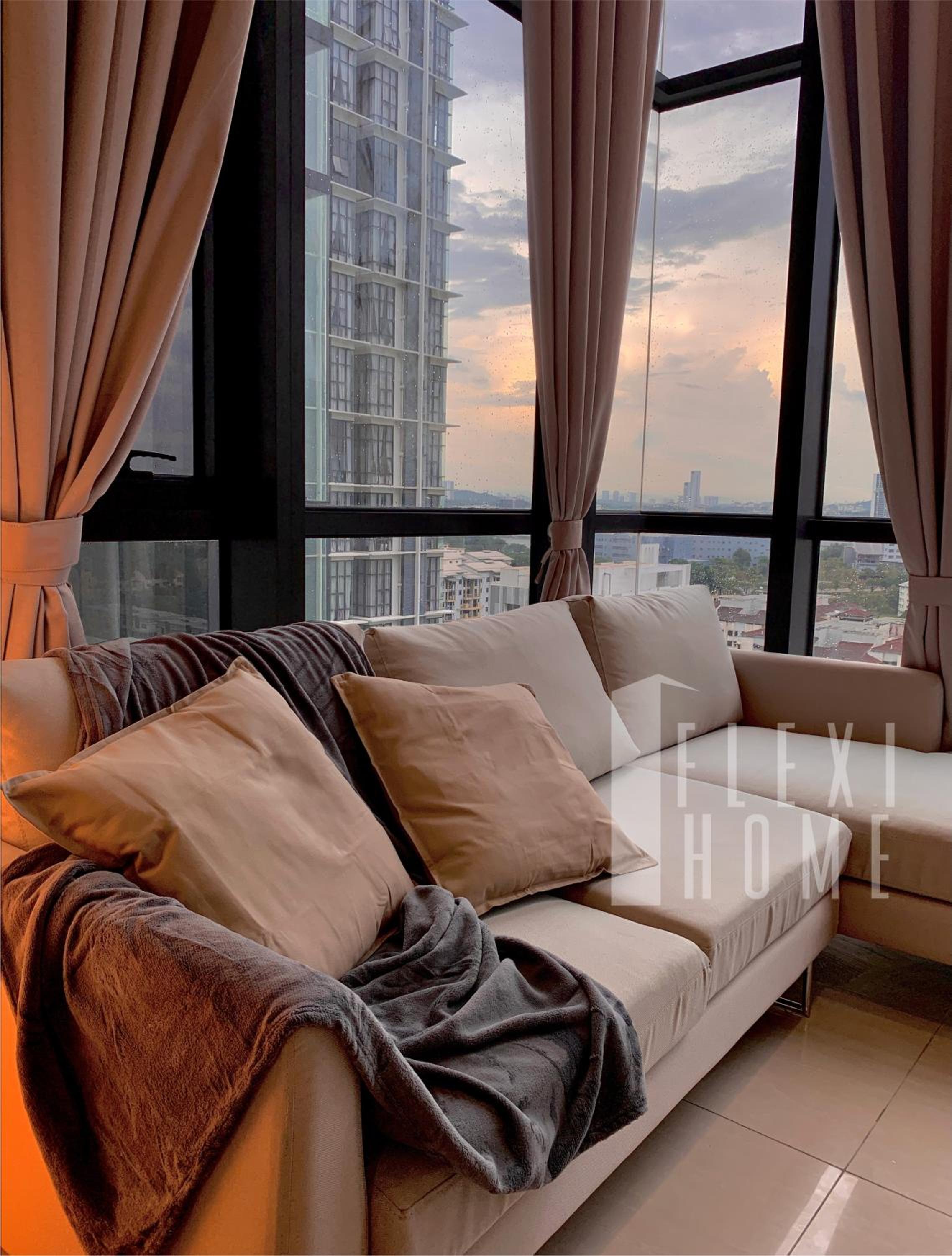 Spacious Big Room, Designed & Quiet Family Home, Eclipse in Cyberjaya by Flexihome-MY