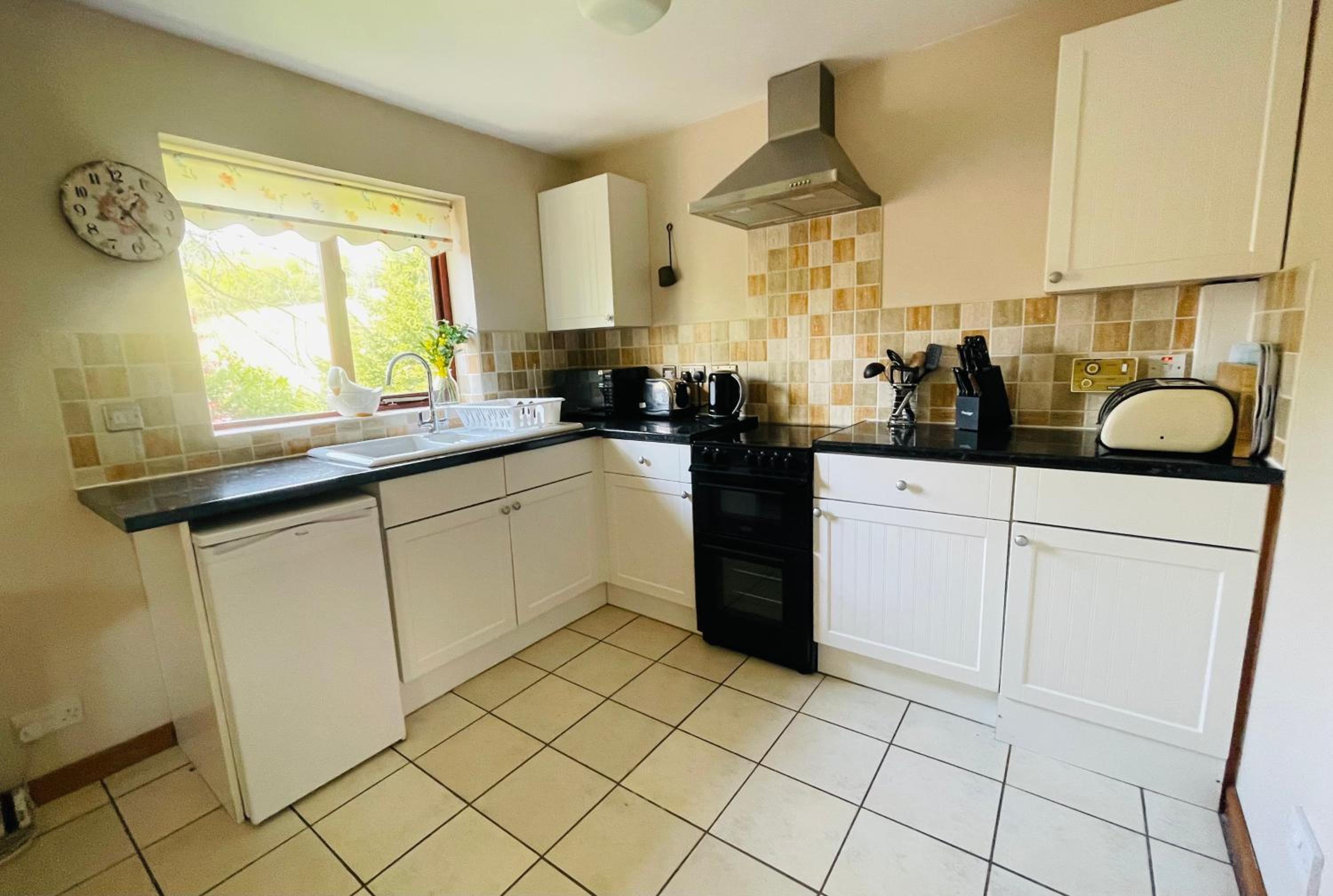 Derrybrook Cottage, Twin or Superking, Seven Springs Cottages view 4