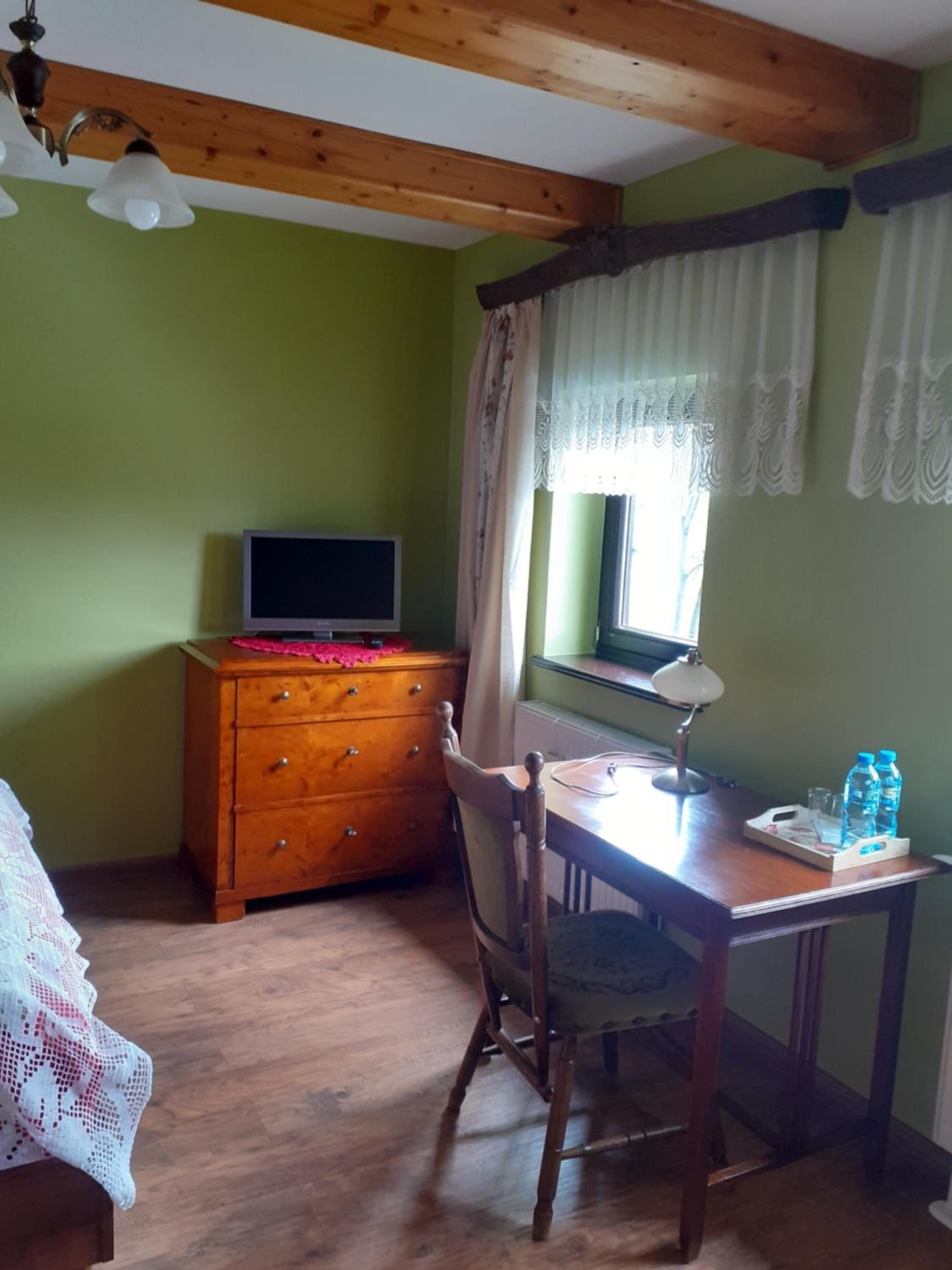 Photo 18