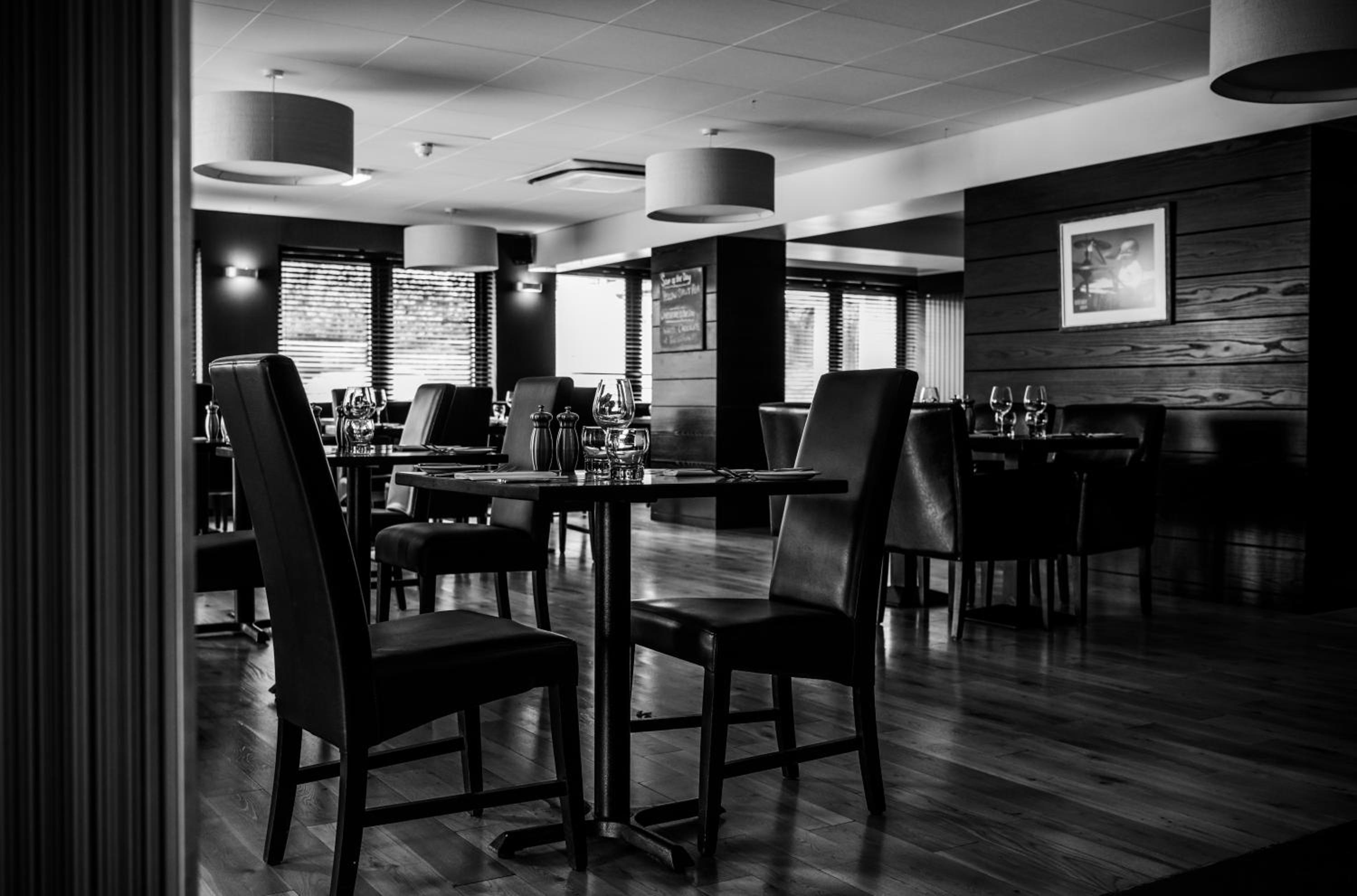 Fort William Vacations - Nevis Bank Inn - Property Image 2