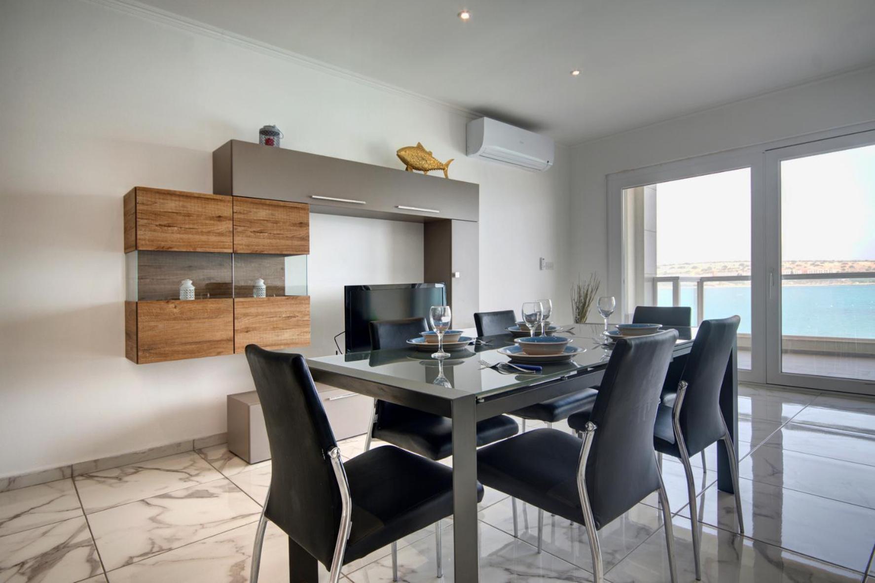 Premium Seafront Apartment with Panoramic Bay Views view 2