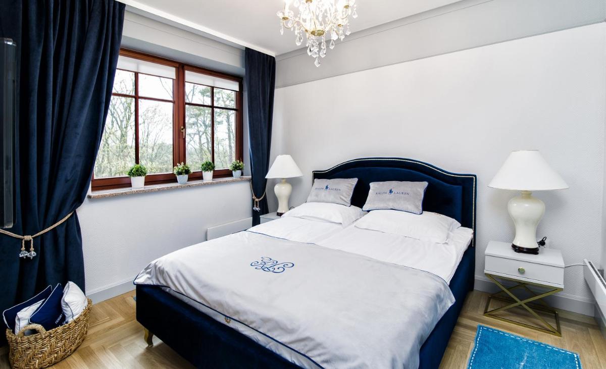 Apartment "Cesarski Dwór" view 2